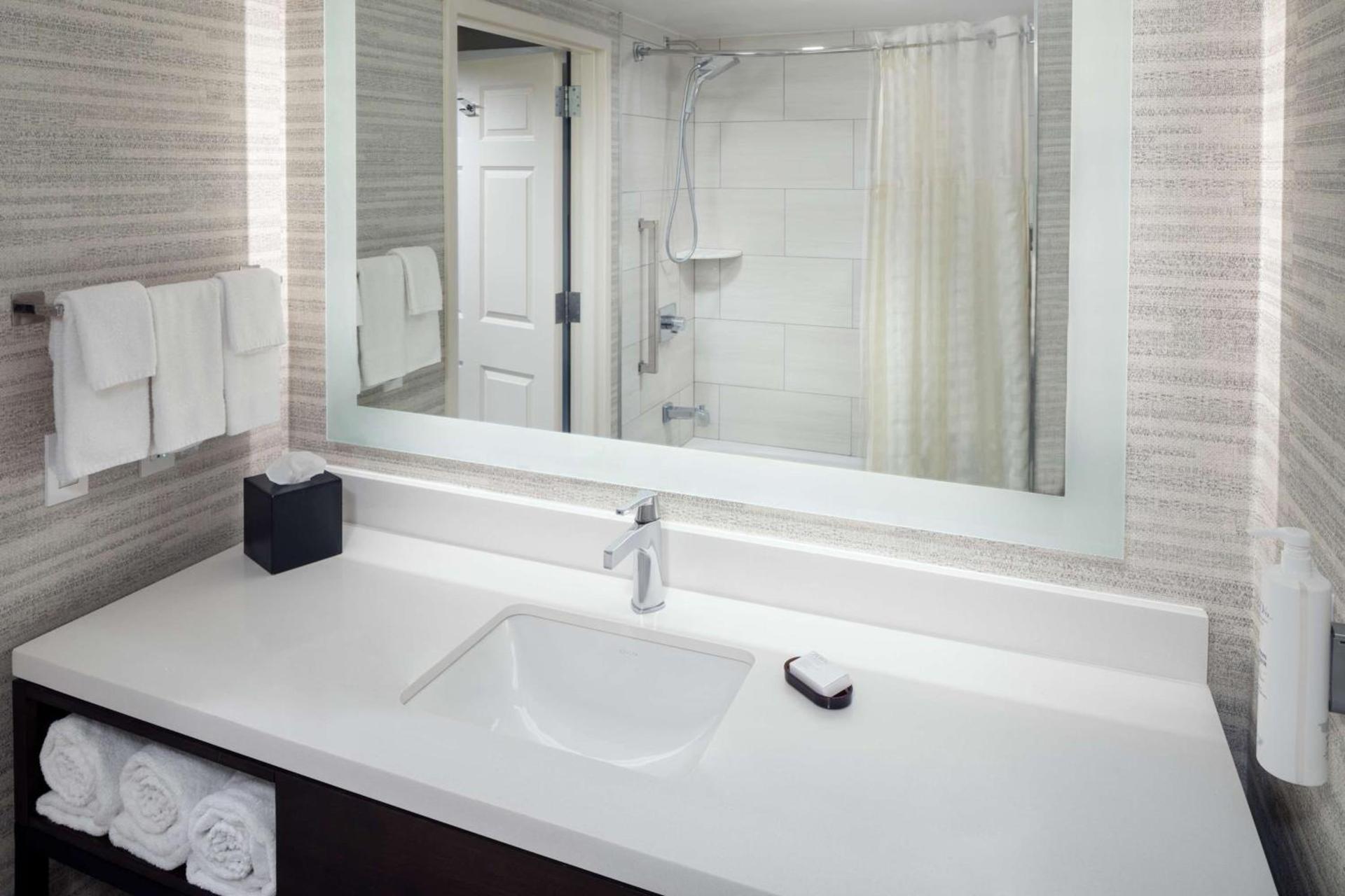 Embassy Suites by Hilton Laredo photo 20