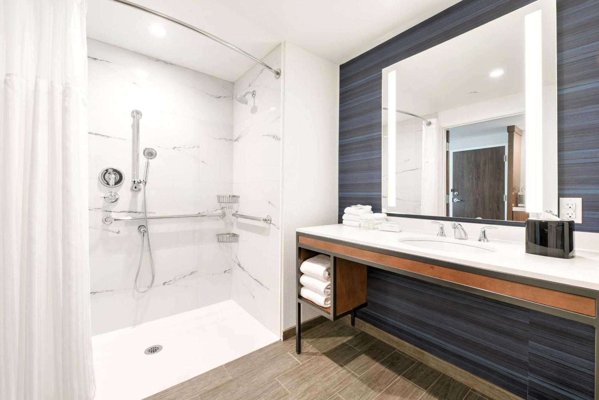 Hilton Garden Inn Fremont Milpitas photo 12