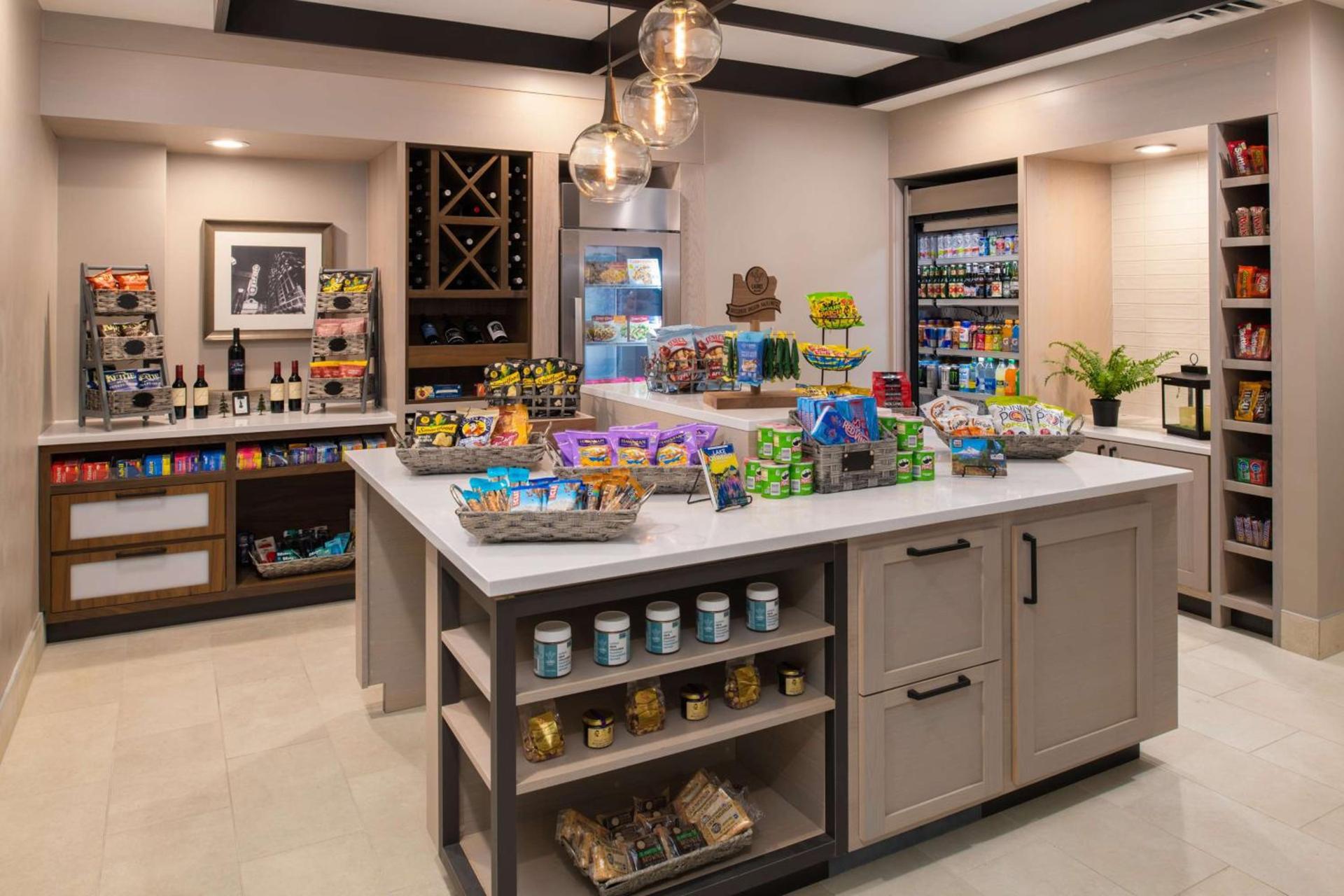 Hilton Garden Inn Portland Lake Oswego photo 8