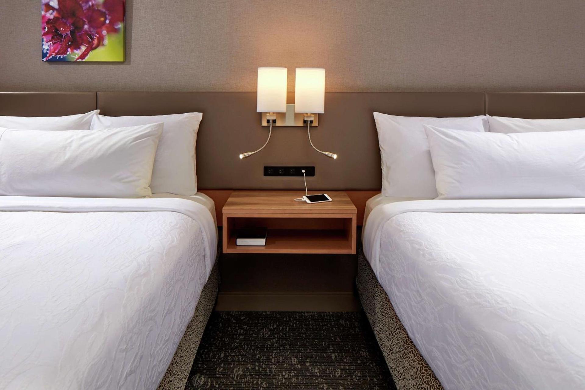 Hilton Garden Inn Portland Lake Oswego photo 12