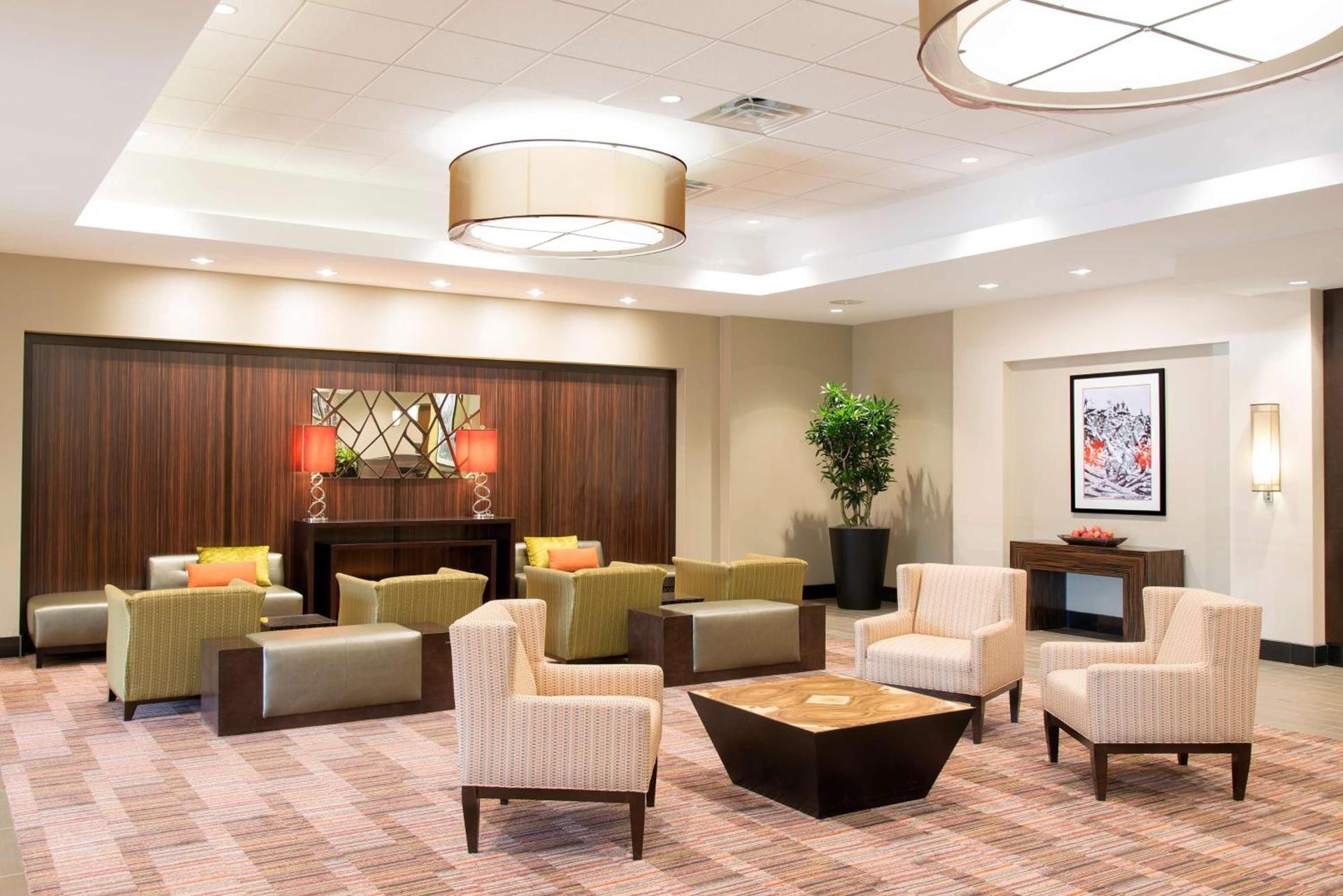 DoubleTree by Hilton Hotel Grand Rapids Airport photo 9