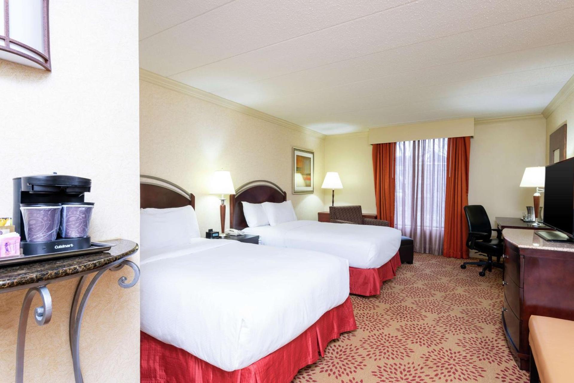 DoubleTree by Hilton Hotel Grand Rapids Airport photo 24