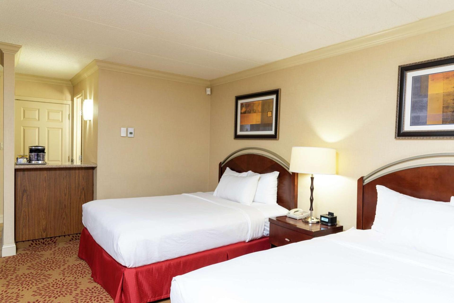 DoubleTree by Hilton Hotel Grand Rapids Airport photo 34