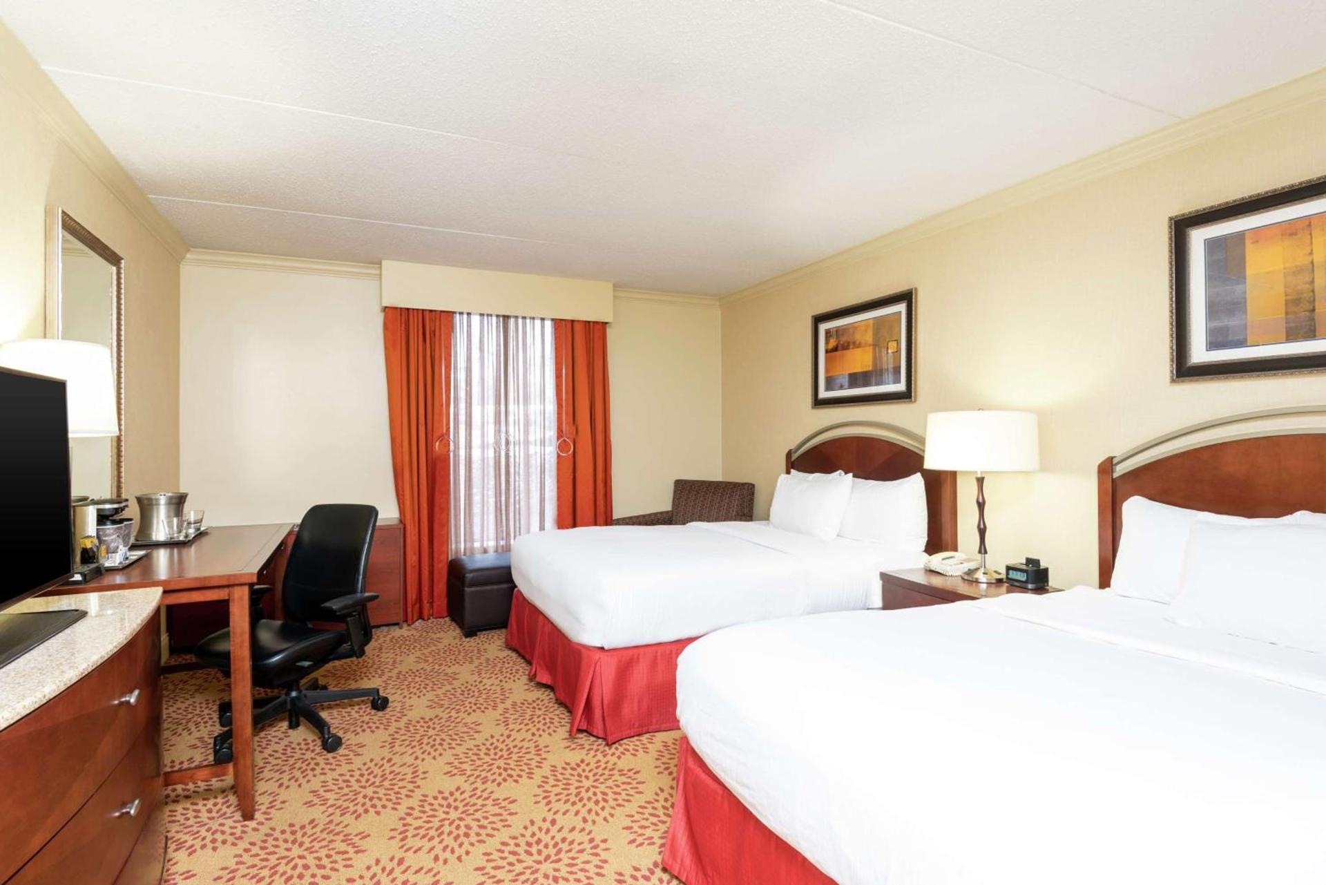 DoubleTree by Hilton Hotel Grand Rapids Airport photo 38