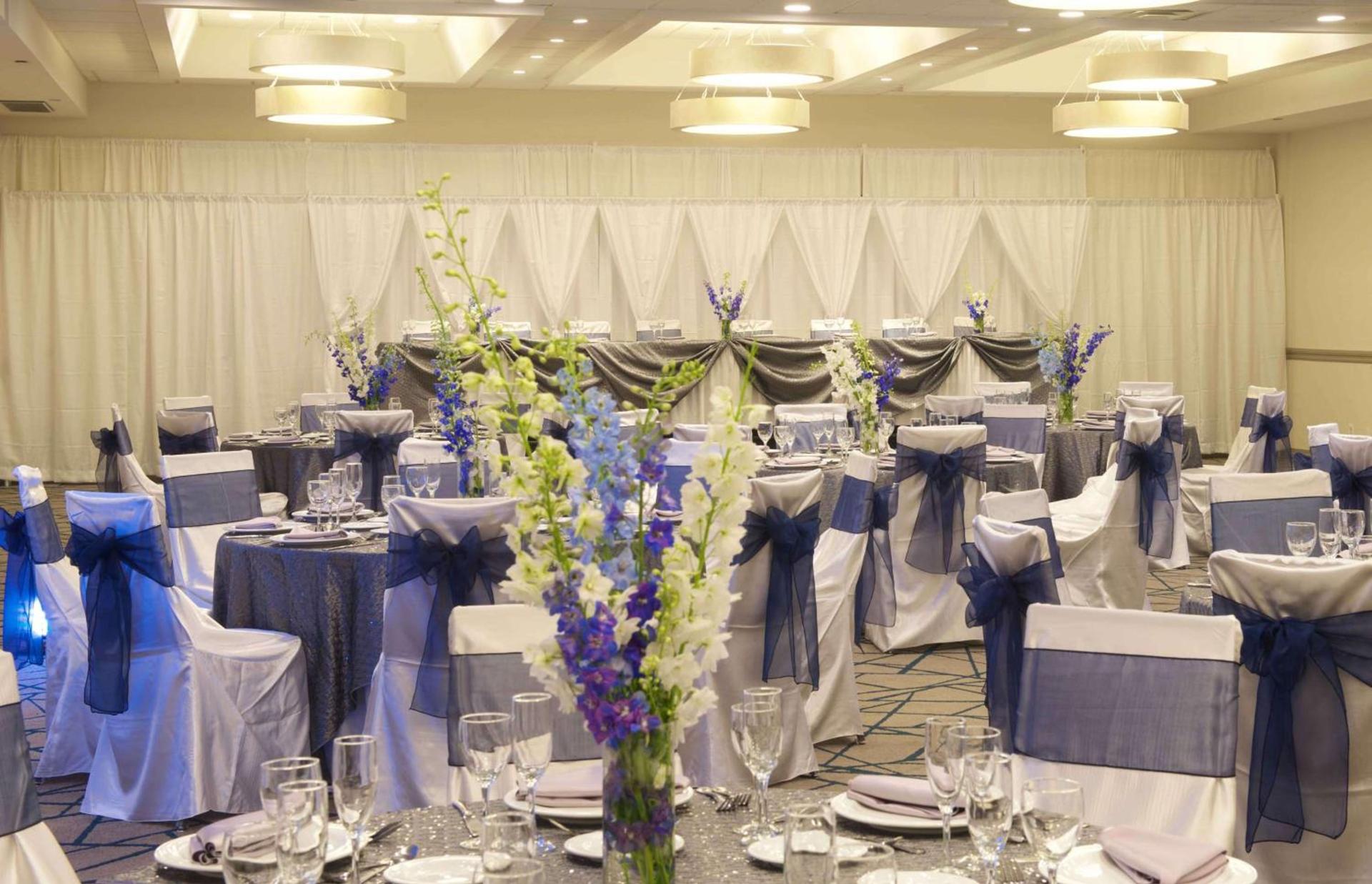 Embassy Suites by Hilton Detroit - Livonia/Novi photo 30
