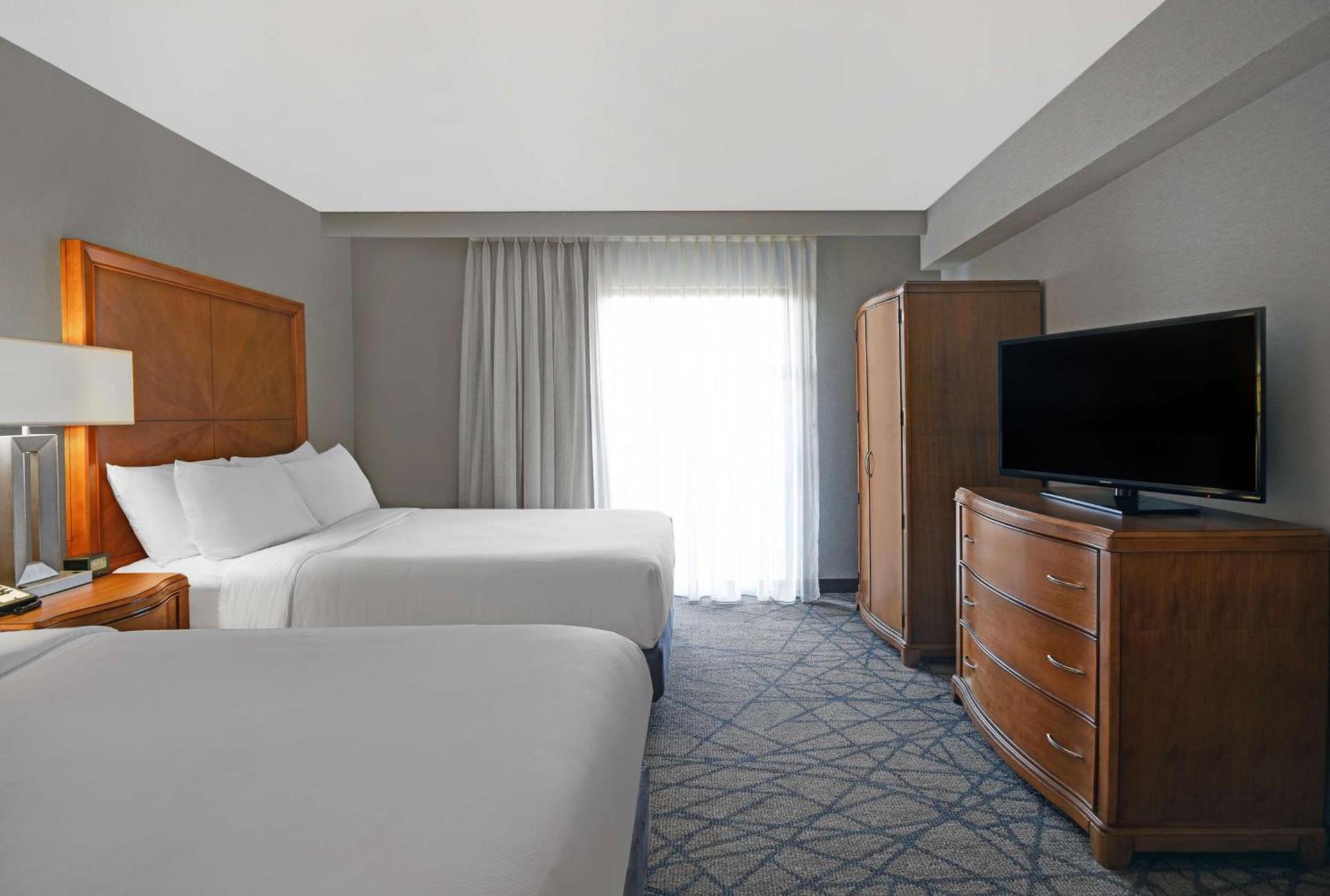 Embassy Suites by Hilton Detroit - Livonia/Novi photo 34