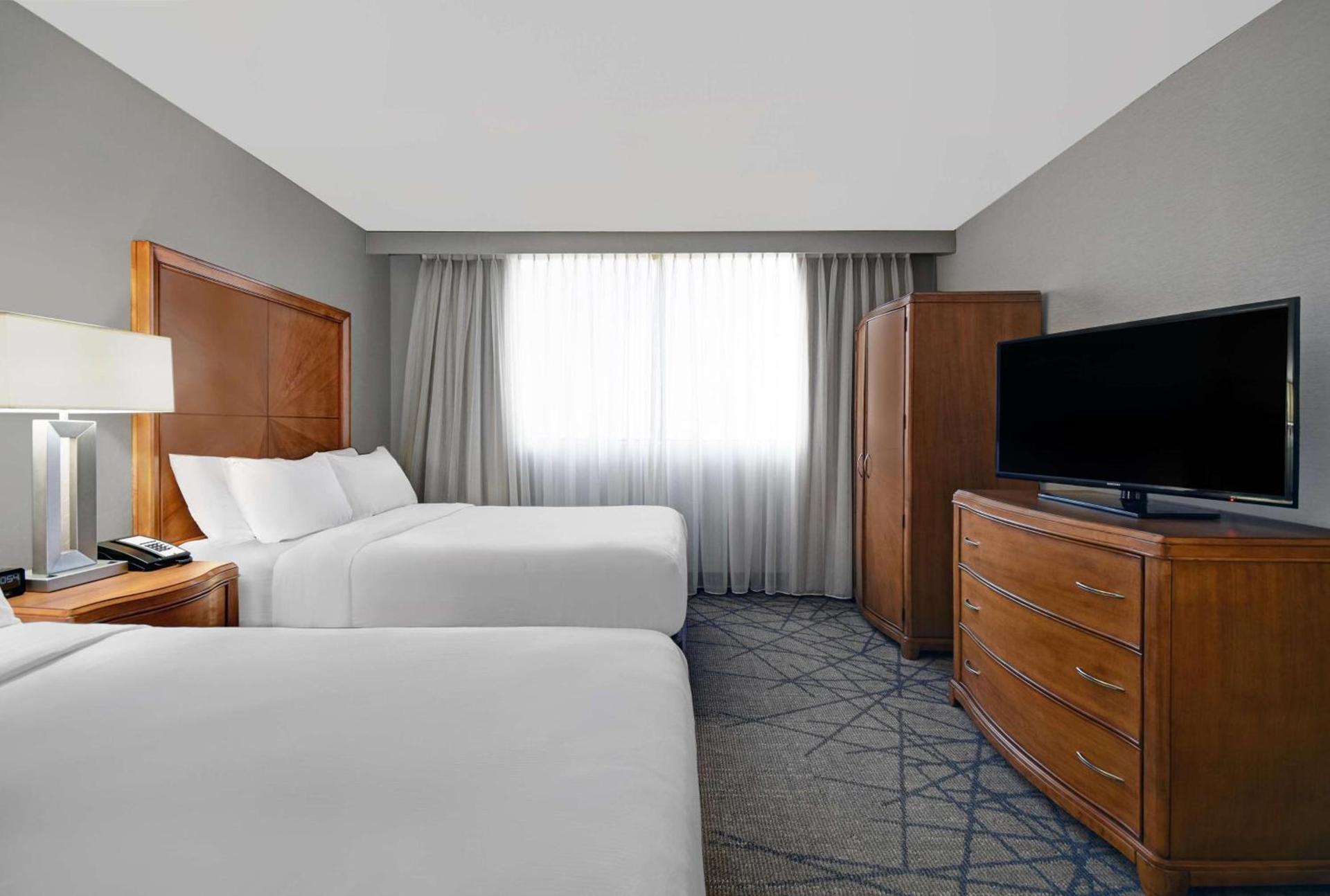 Embassy Suites by Hilton Detroit - Livonia/Novi photo 36