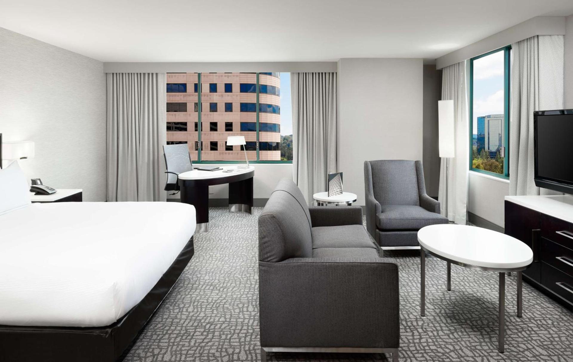 Hilton Woodland Hills/ Los Angeles photo 34