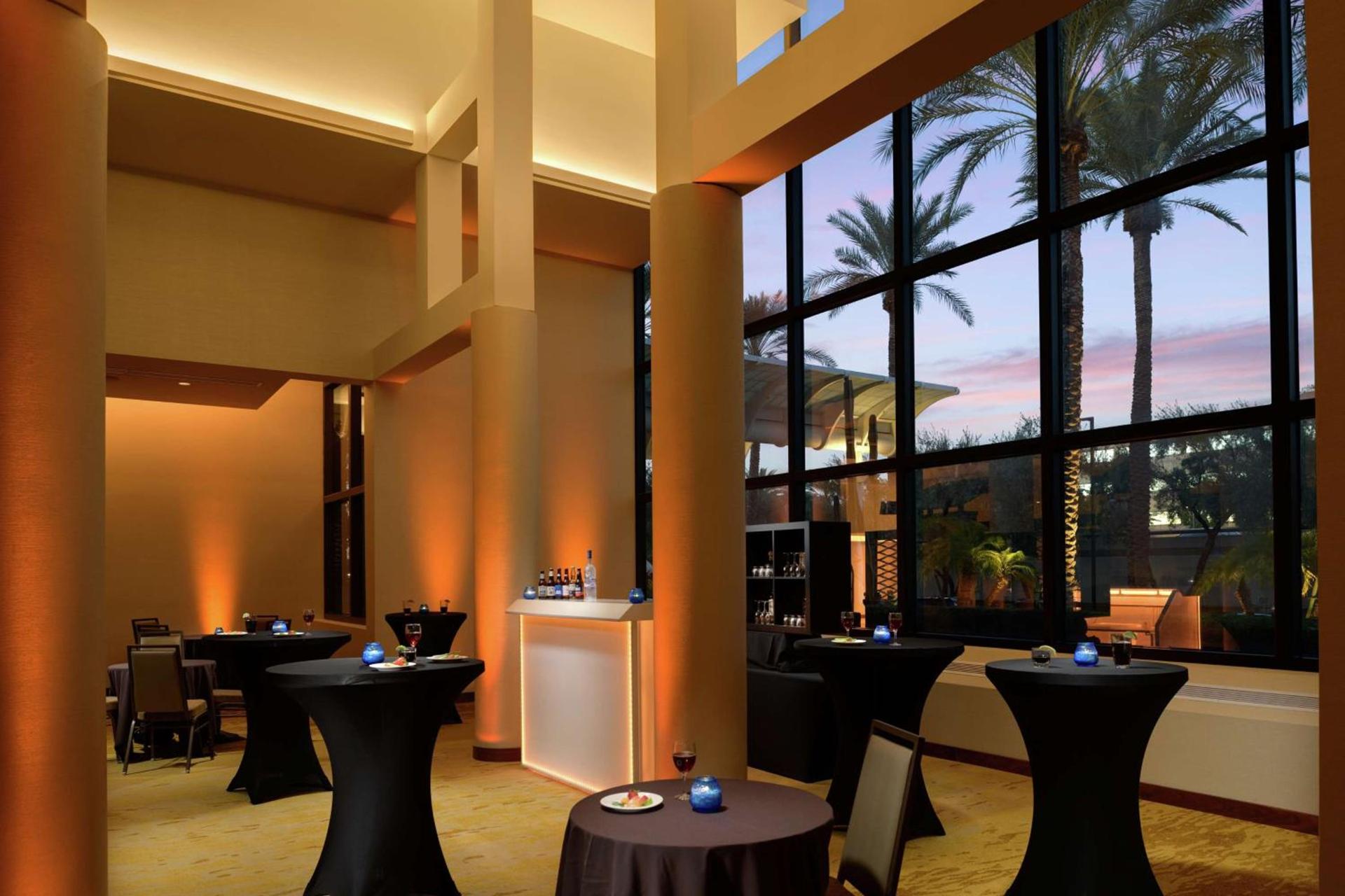 DoubleTree Suites by Hilton Phoenix photo 3