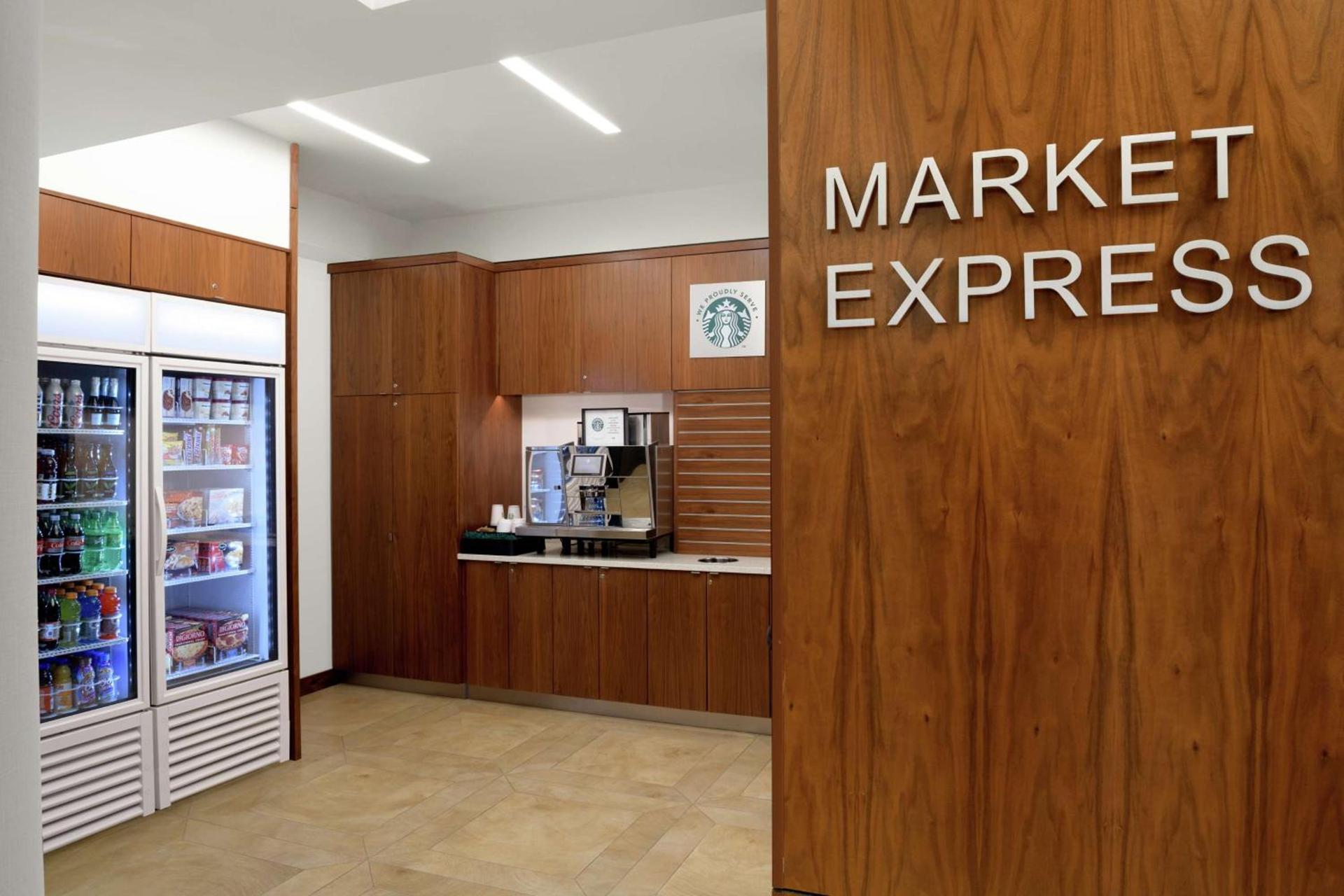DoubleTree Suites by Hilton Phoenix photo 14