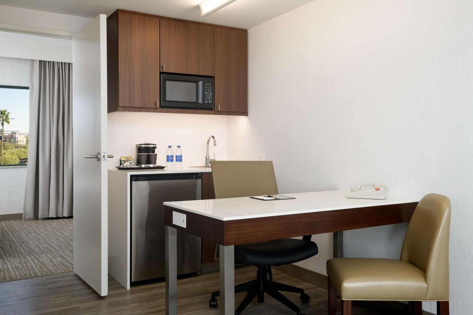 DoubleTree Suites by Hilton Phoenix photo 18
