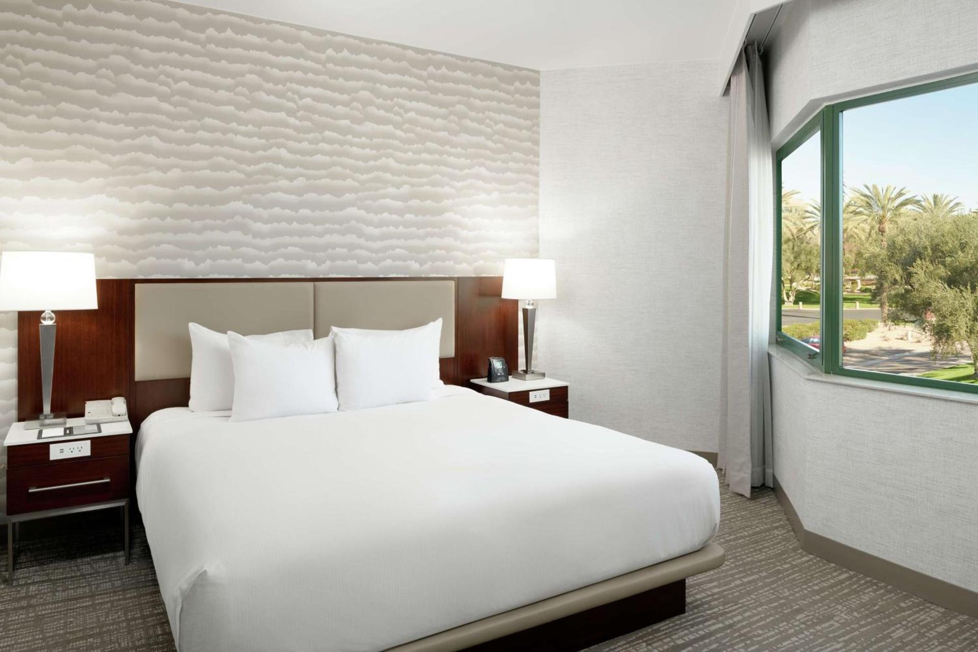 DoubleTree Suites by Hilton Phoenix photo 21