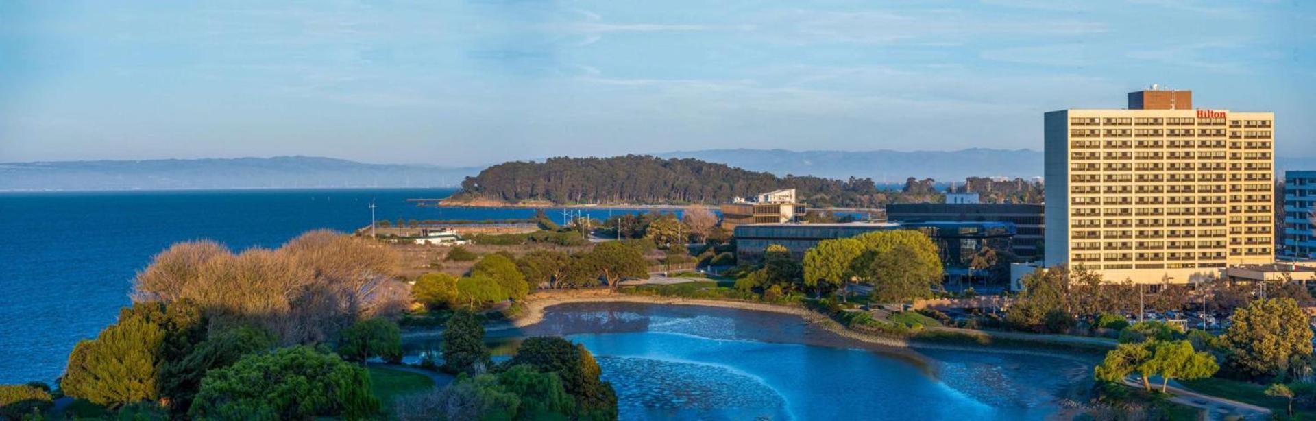 Hilton San Francisco Airport Bayfront - No Resort Fee photo 2