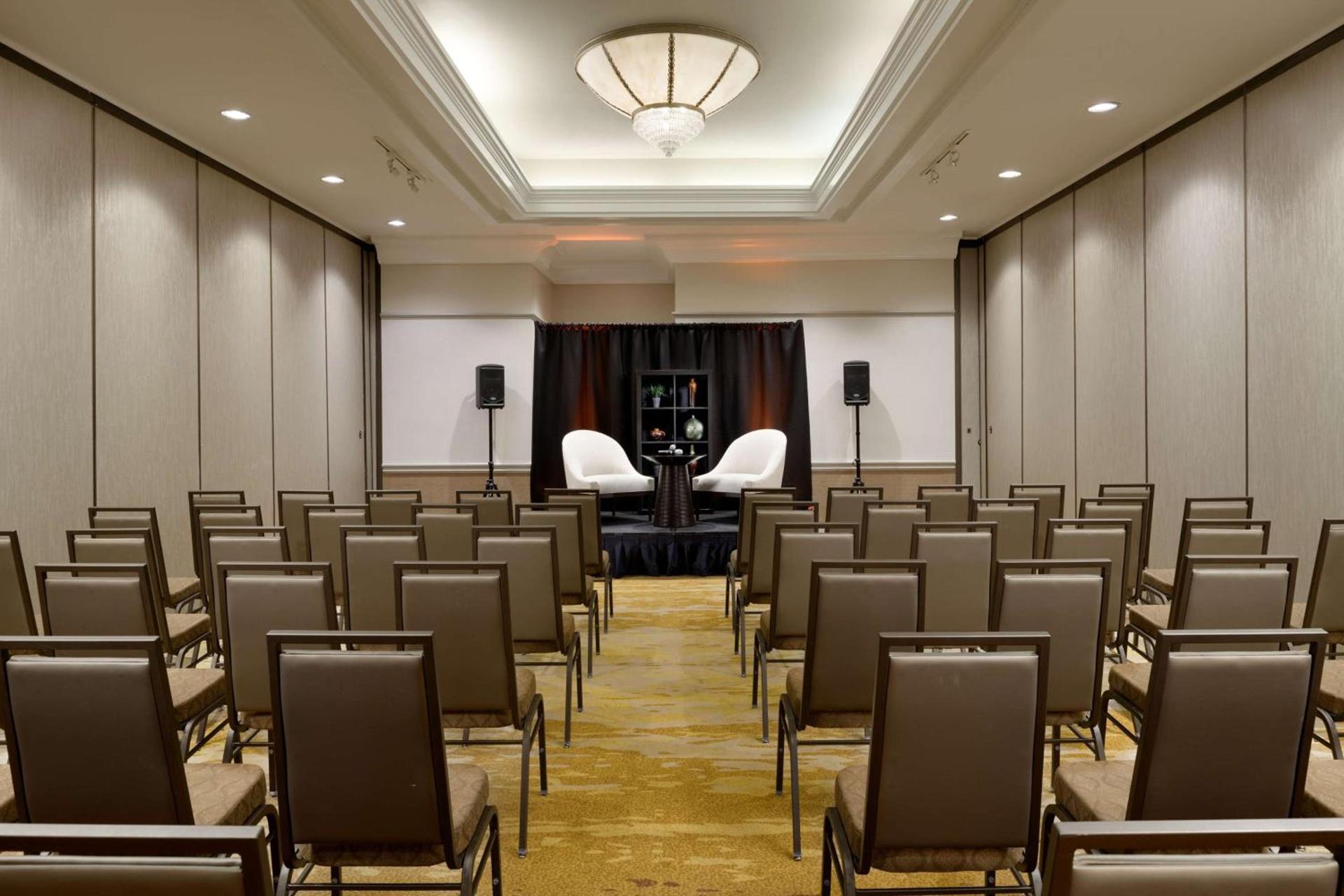 DoubleTree Suites by Hilton Phoenix photo 30