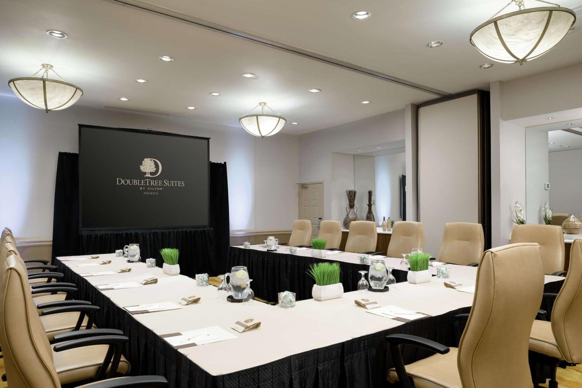 DoubleTree Suites by Hilton Phoenix photo 32