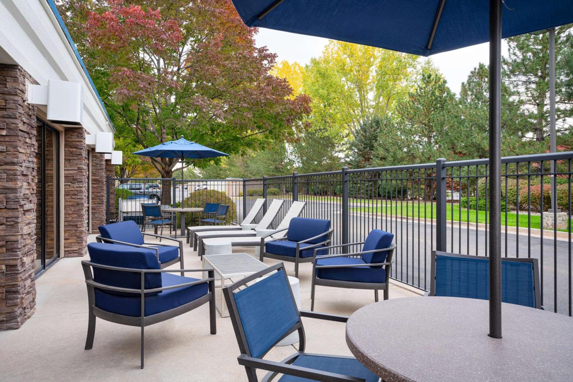 Hampton Inn Loveland photo 25