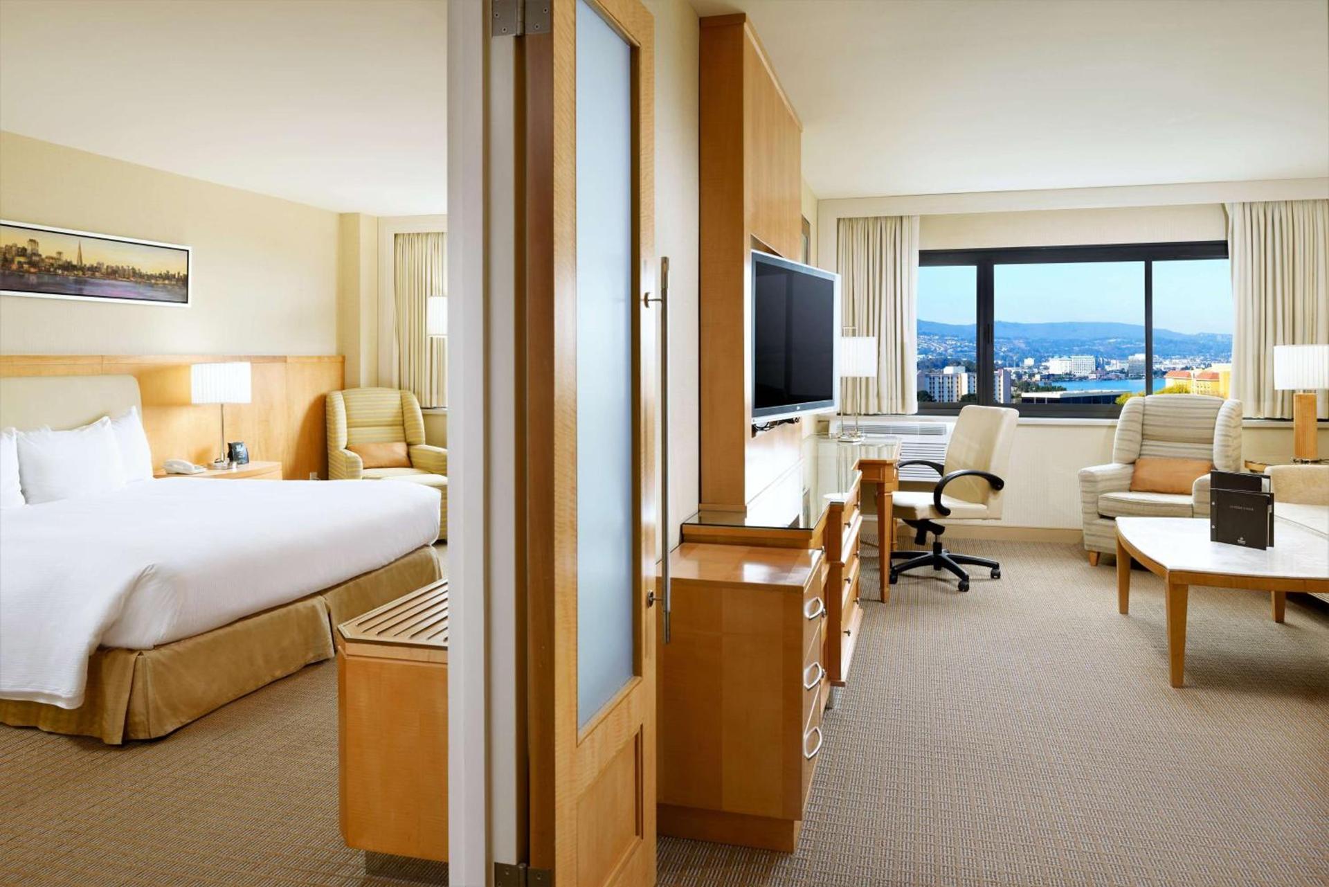 Hilton San Francisco Airport Bayfront - No Resort Fee photo 15