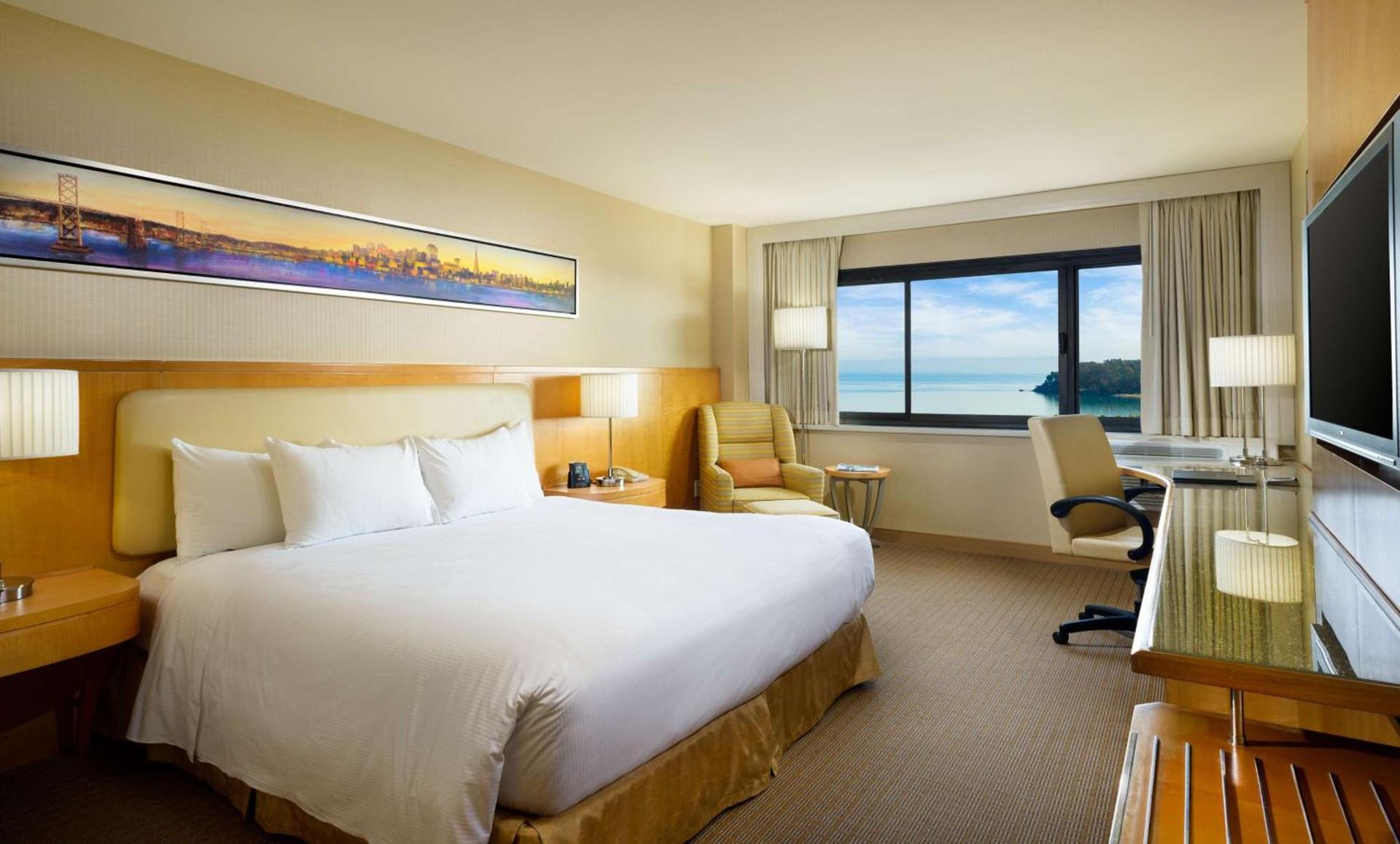 Hilton San Francisco Airport Bayfront - No Resort Fee photo 22