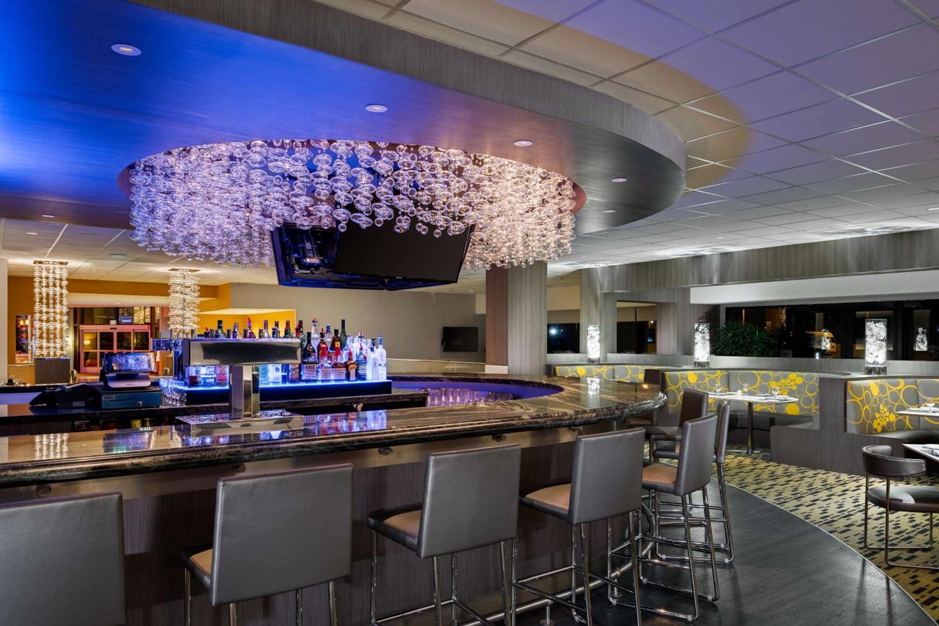 Hilton San Francisco Airport Bayfront - No Resort Fee photo 26