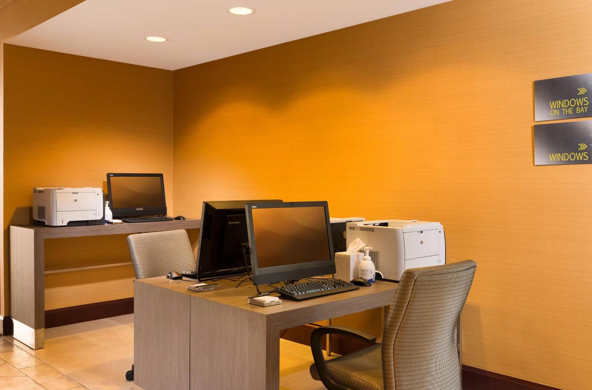 Hilton San Francisco Airport Bayfront - No Resort Fee photo 29
