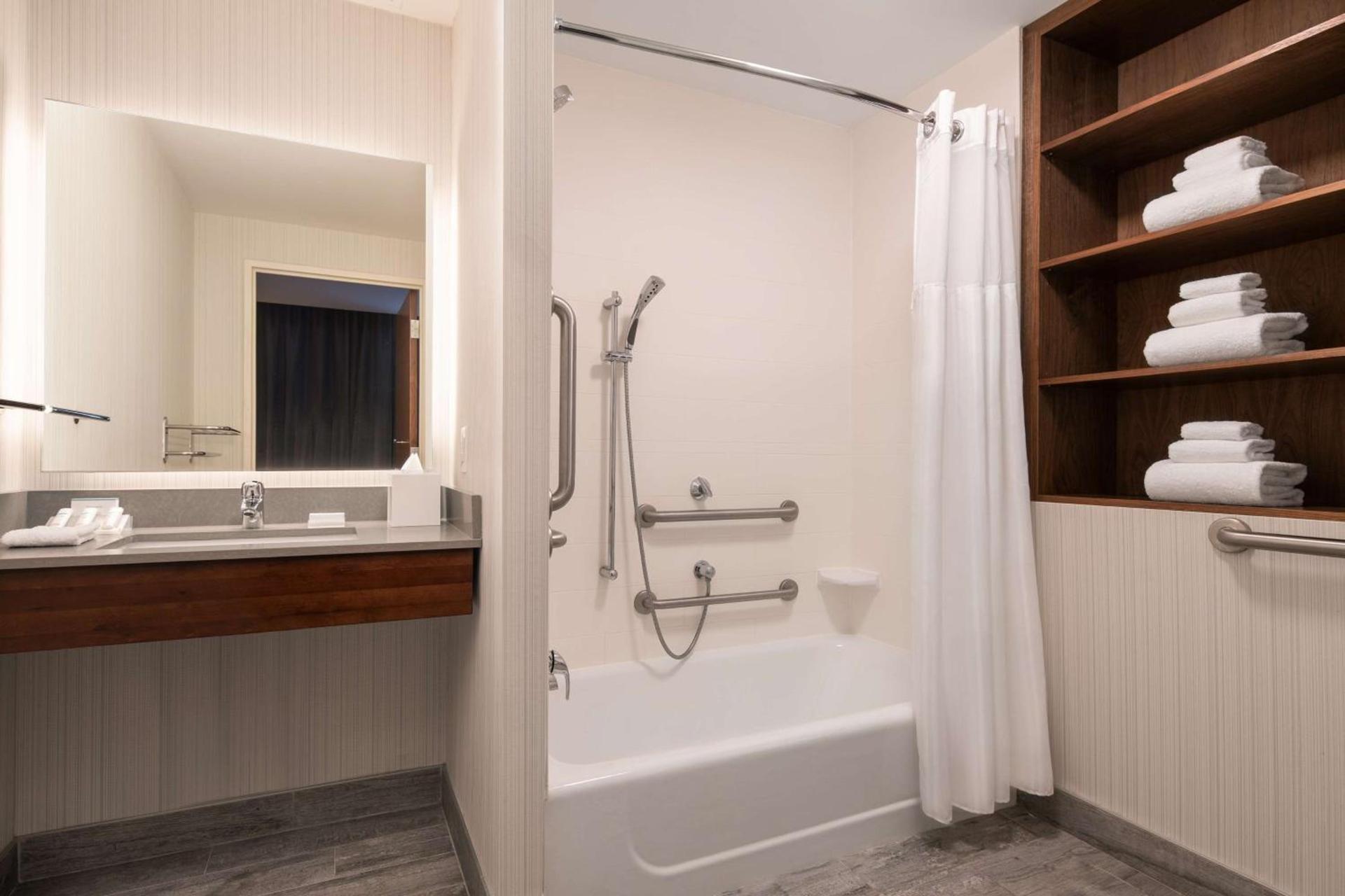 Hilton Garden Inn Long Island City photo 24