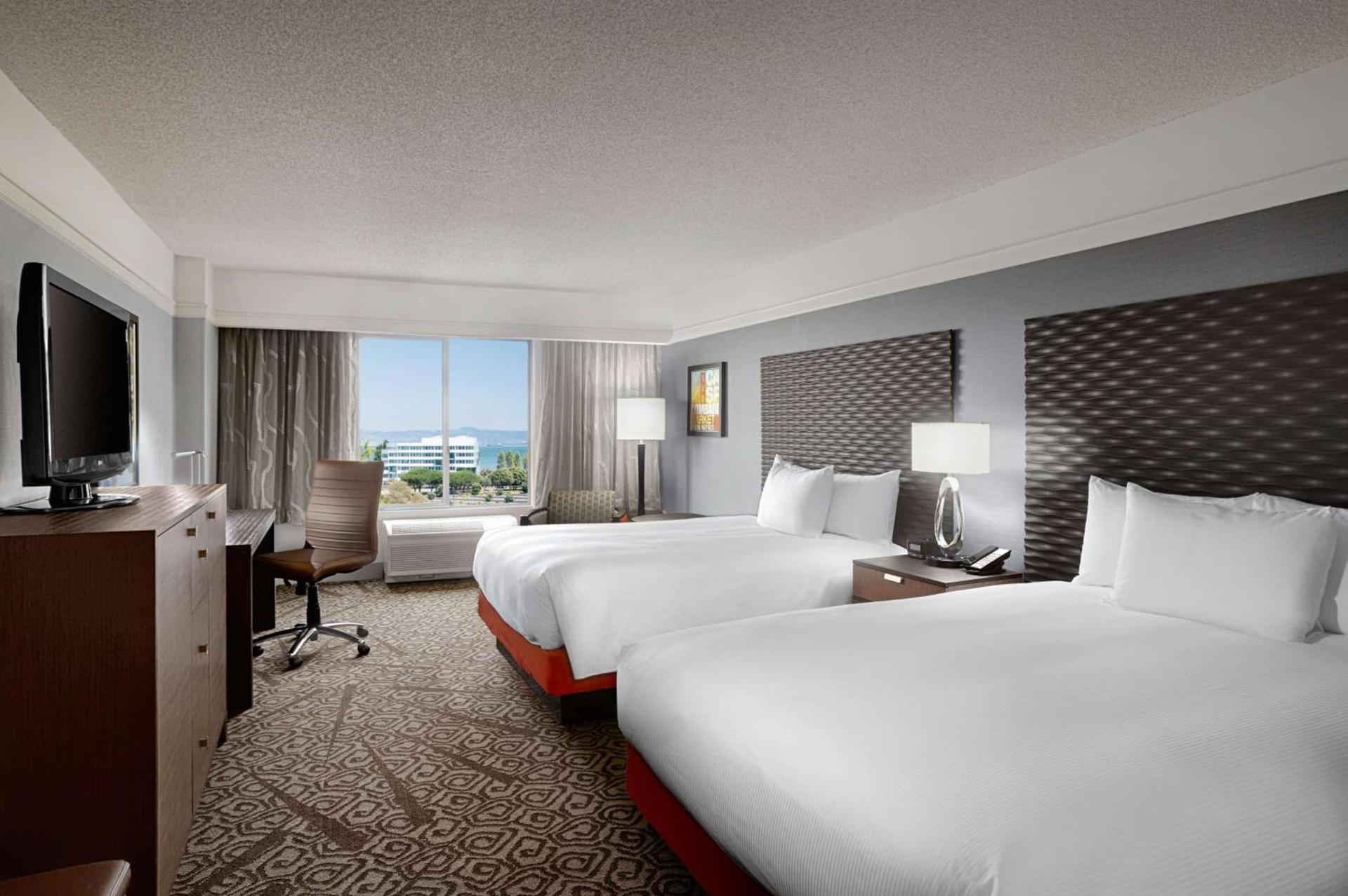 DoubleTree by Hilton San Francisco Airport North Bayfront photo 38