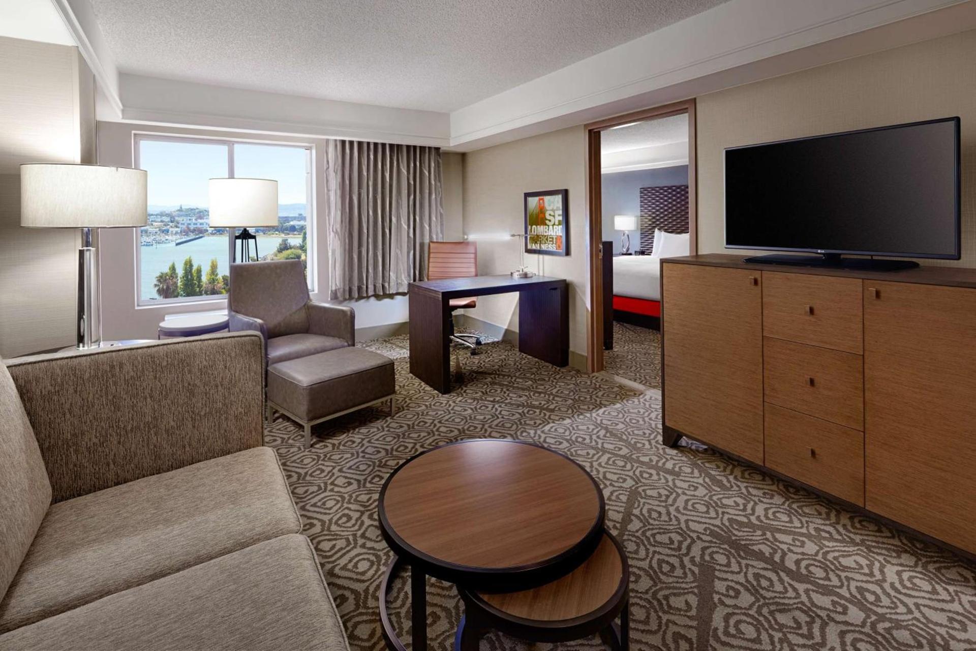 DoubleTree by Hilton San Francisco Airport North Bayfront photo 44