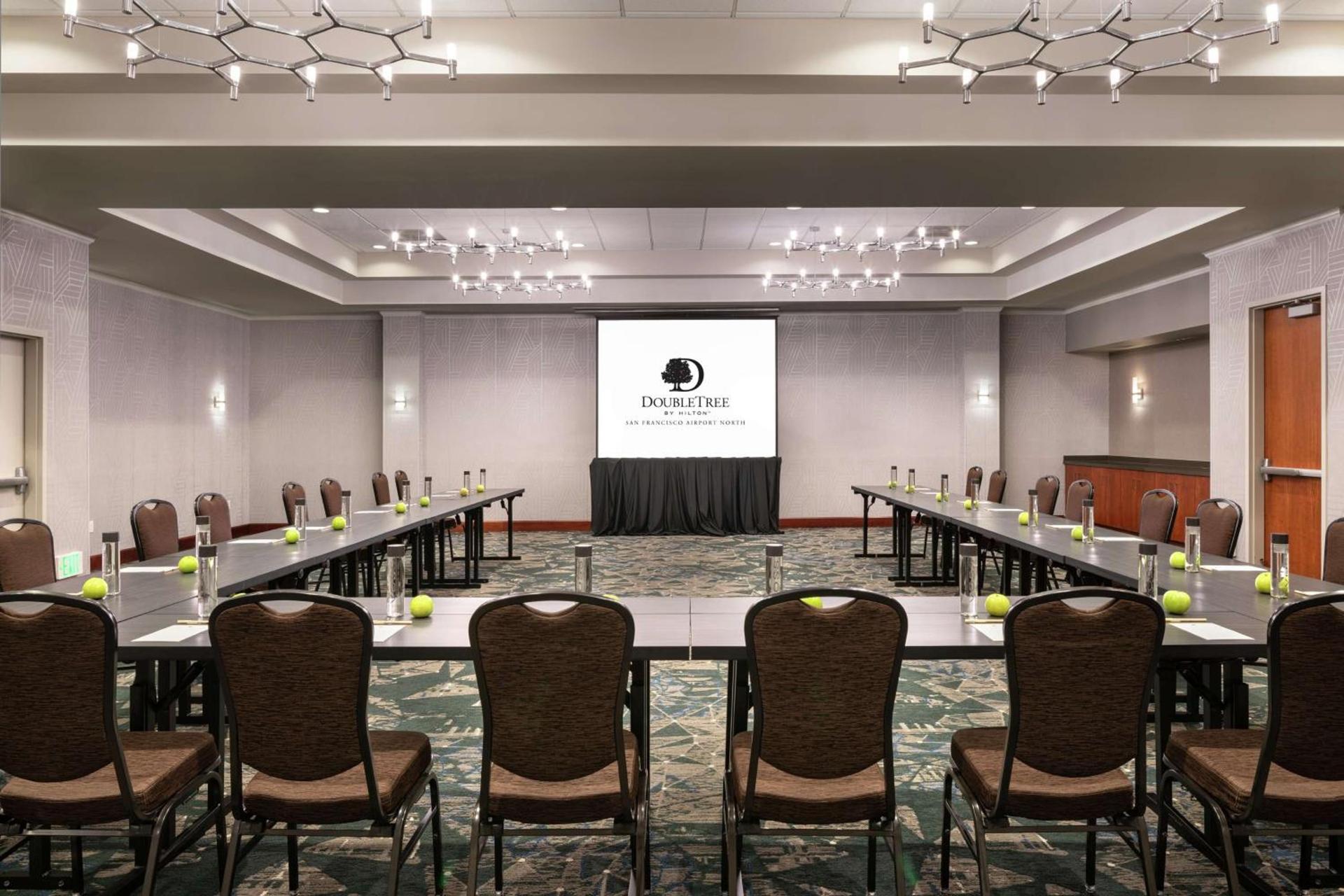 DoubleTree by Hilton San Francisco Airport North Bayfront photo 46
