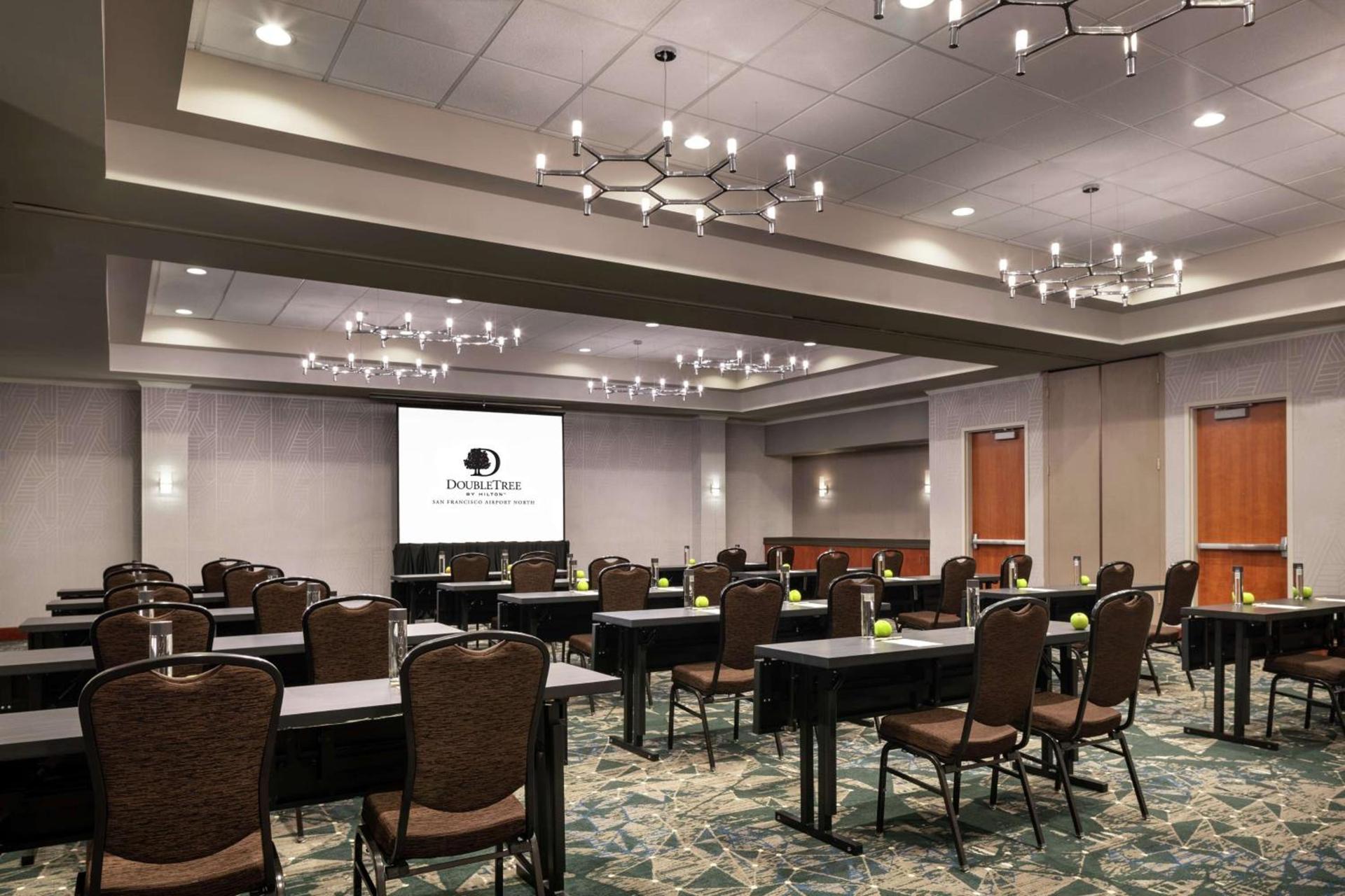 DoubleTree by Hilton San Francisco Airport North Bayfront photo 47