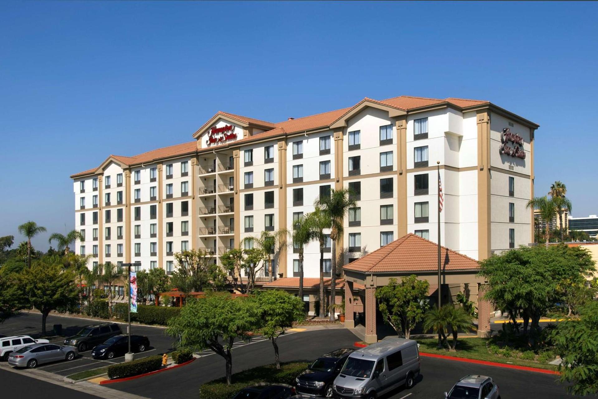 Hampton Inn & Suites Anaheim Garden Grove photo 2