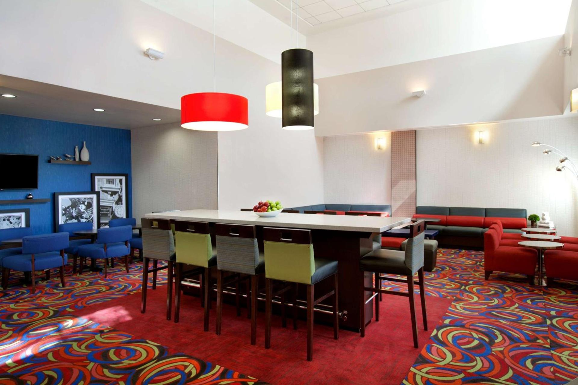 Hampton Inn & Suites Anaheim Garden Grove photo 6