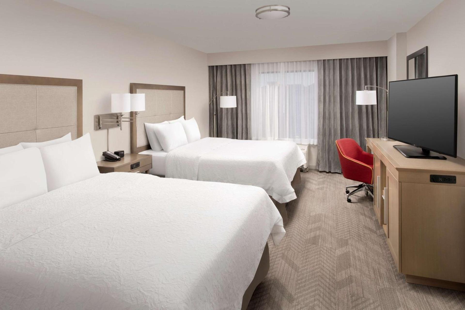 Hampton Inn & Suites Anaheim Garden Grove photo 17