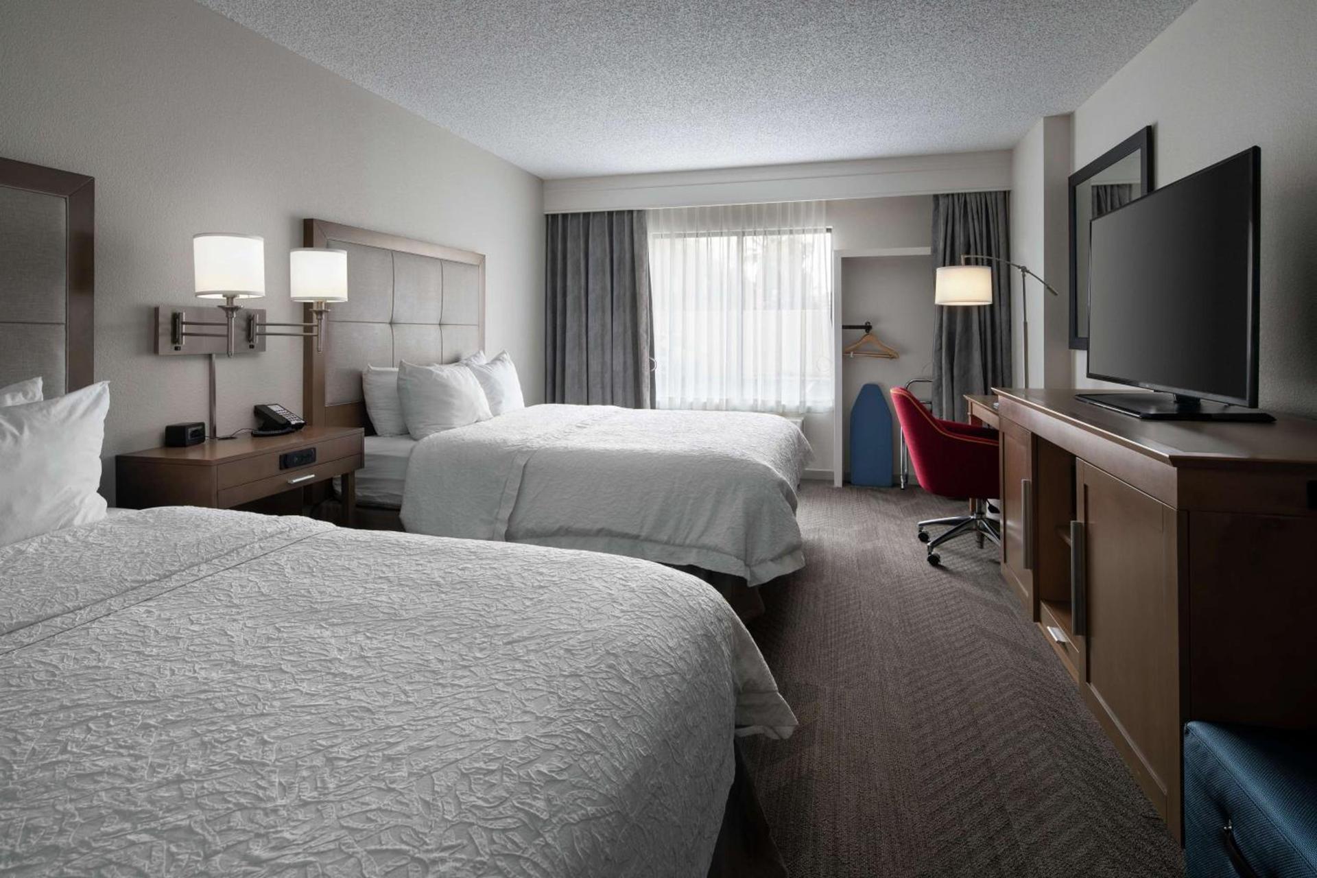 Hampton Inn & Suites Anaheim Garden Grove photo 20
