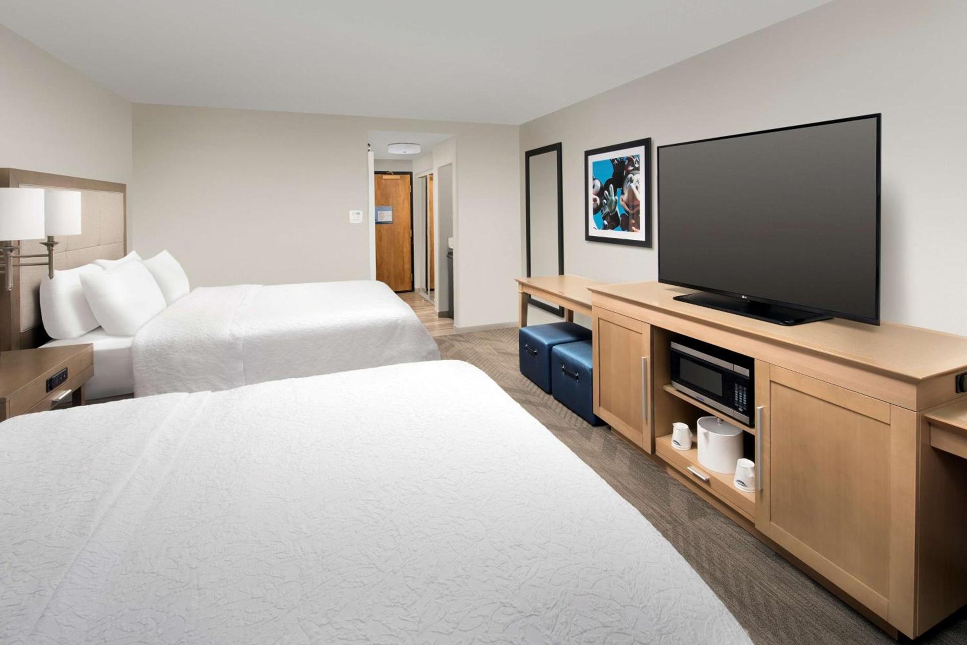 Hampton Inn & Suites Anaheim Garden Grove photo 30