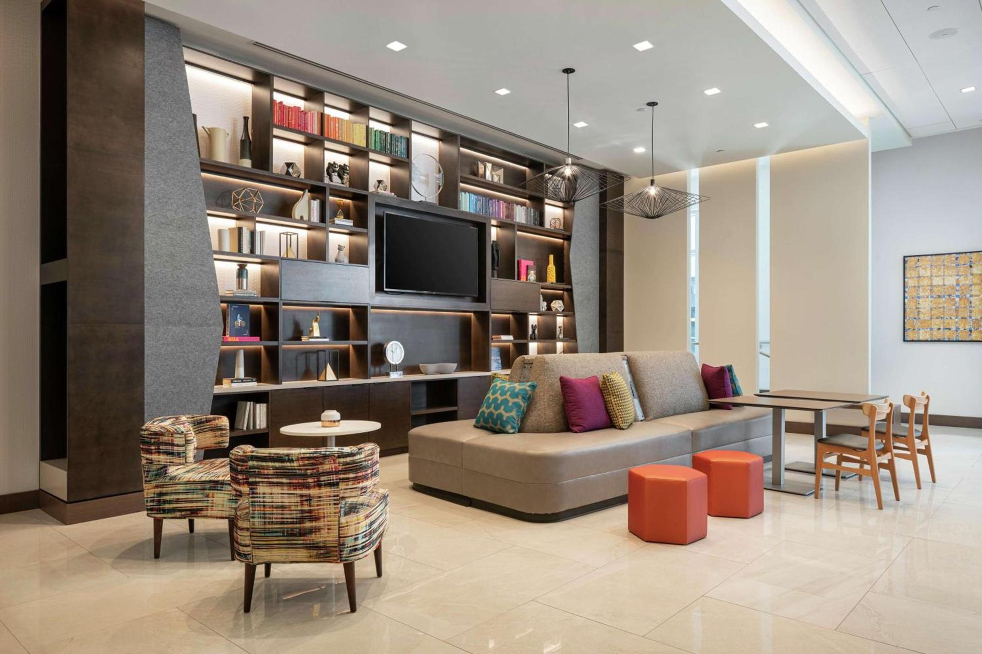 Home2 Suites By Hilton Denver Downtown Convention Center photo 4