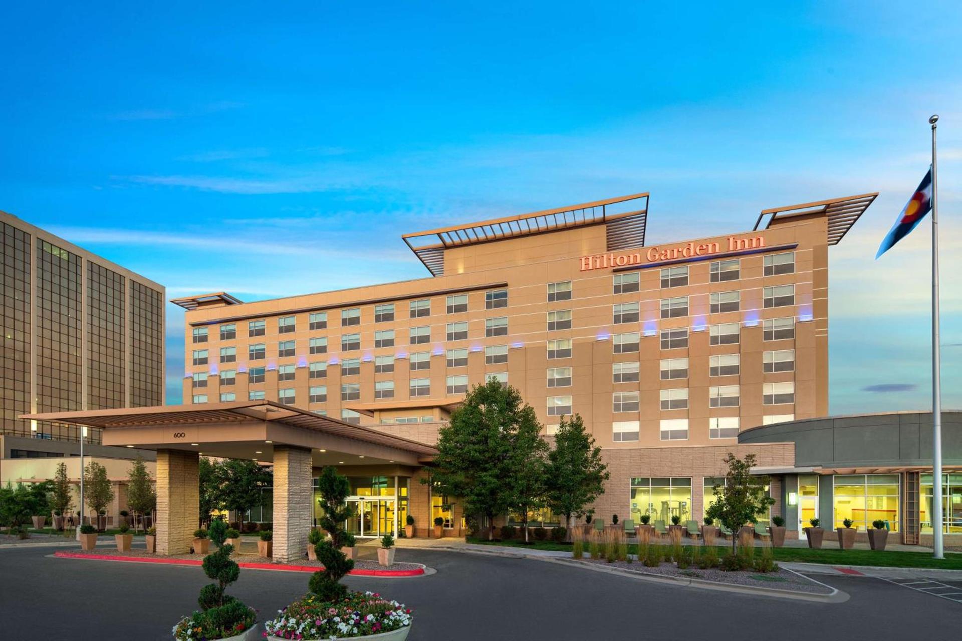 Hilton Garden Inn Denver/Cherry Creek photo 2