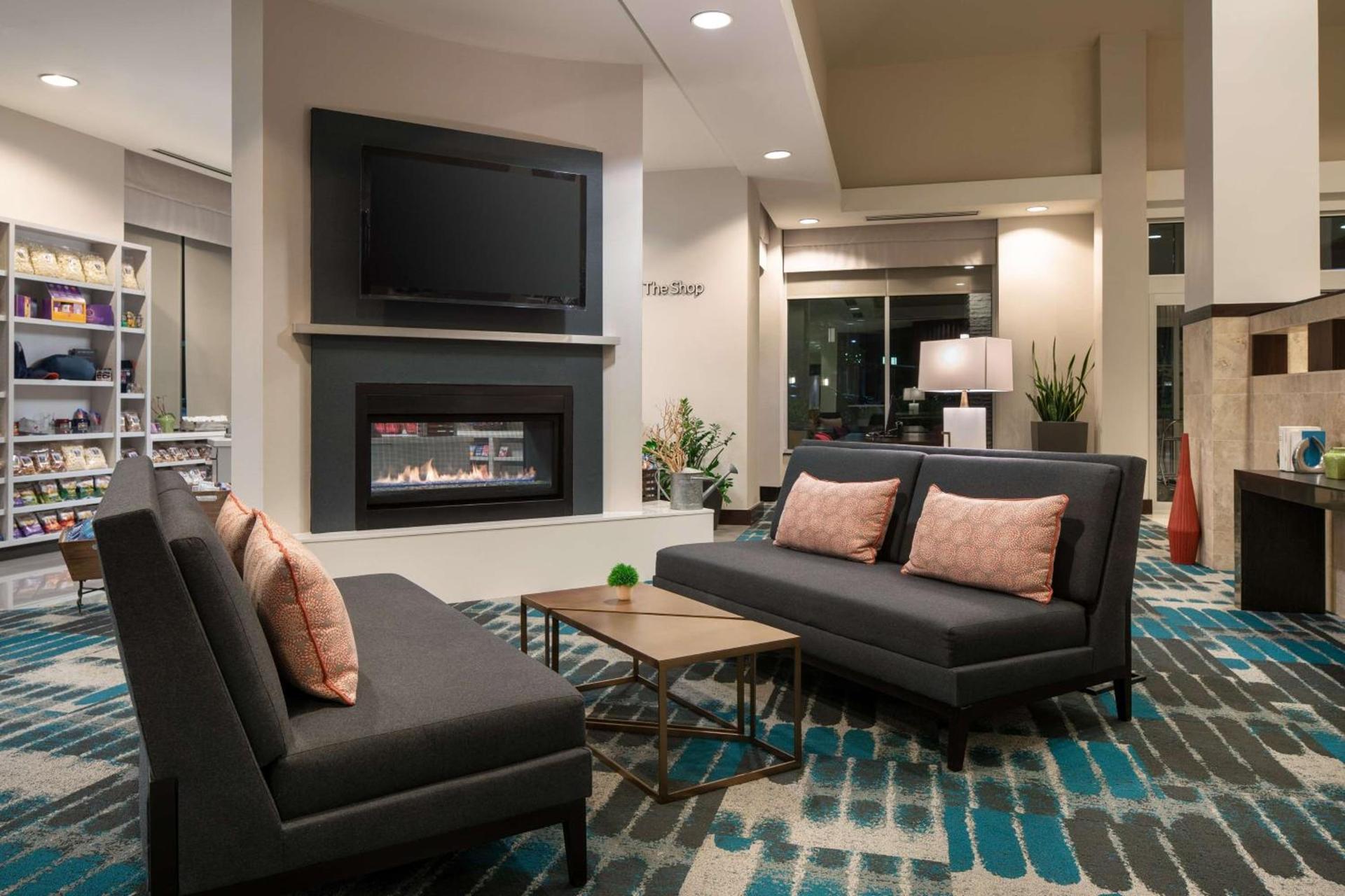 Hilton Garden Inn Denver/Cherry Creek photo 5
