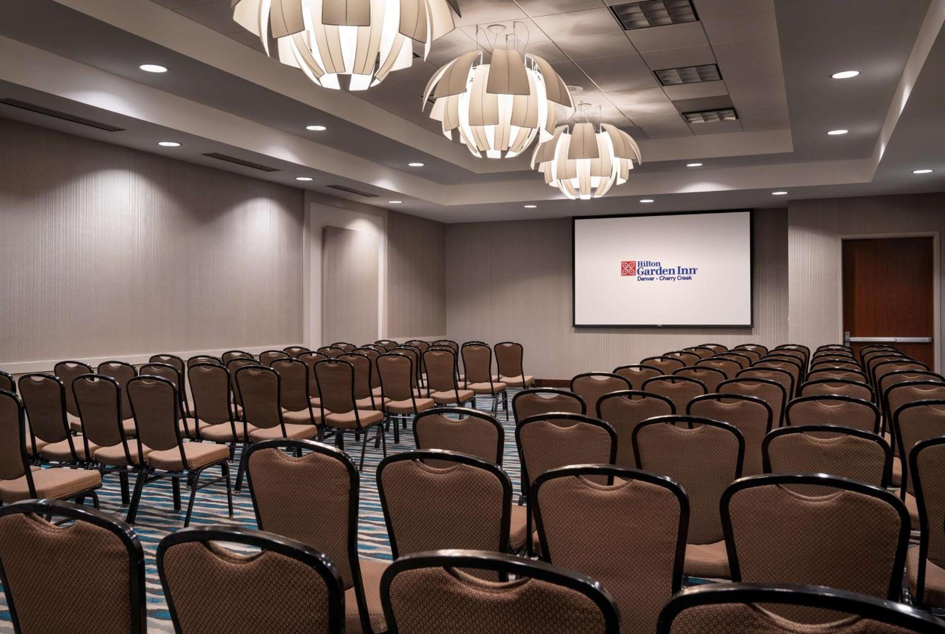 Hilton Garden Inn Denver/Cherry Creek photo 32