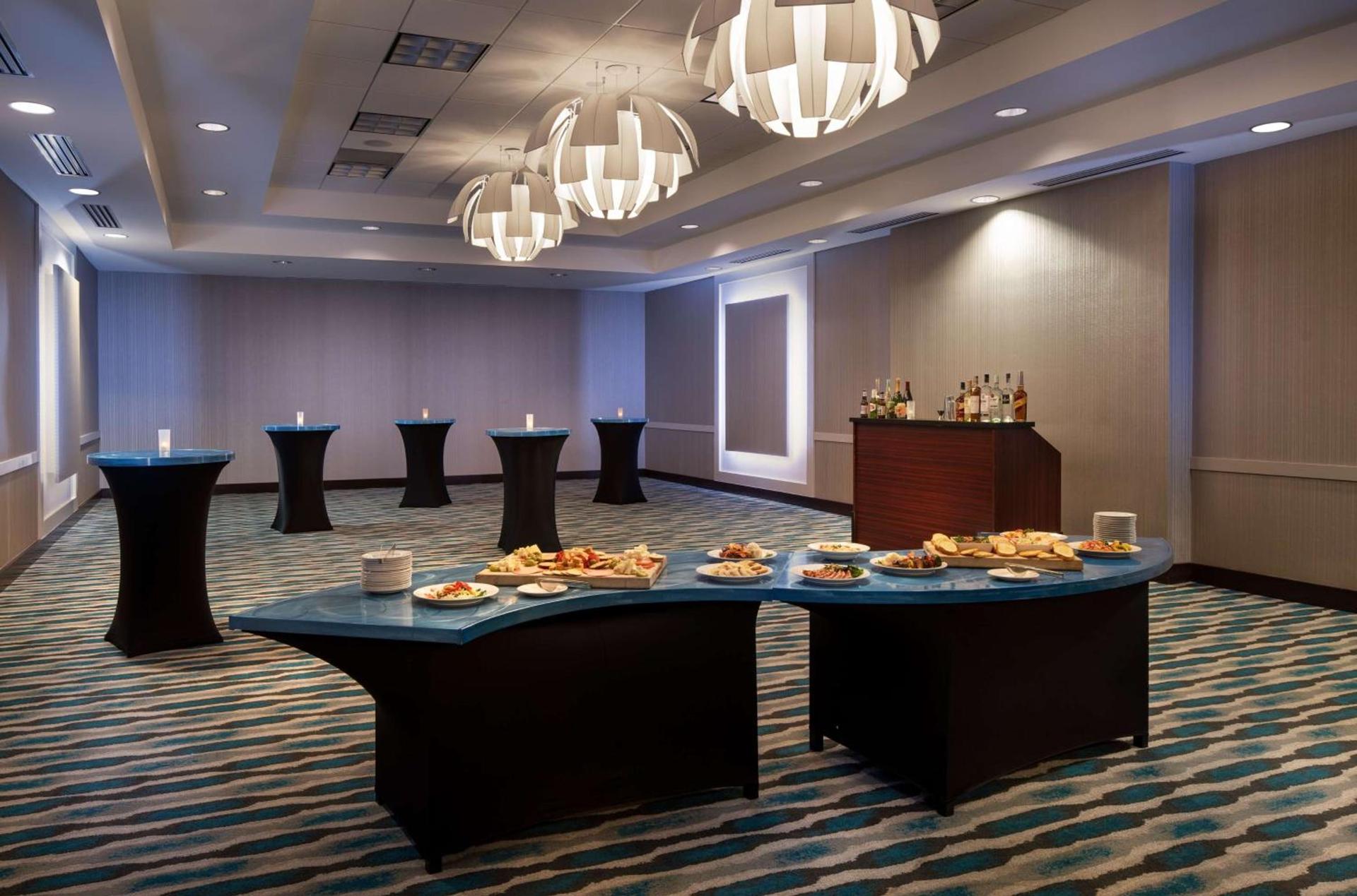 Hilton Garden Inn Denver/Cherry Creek photo 35