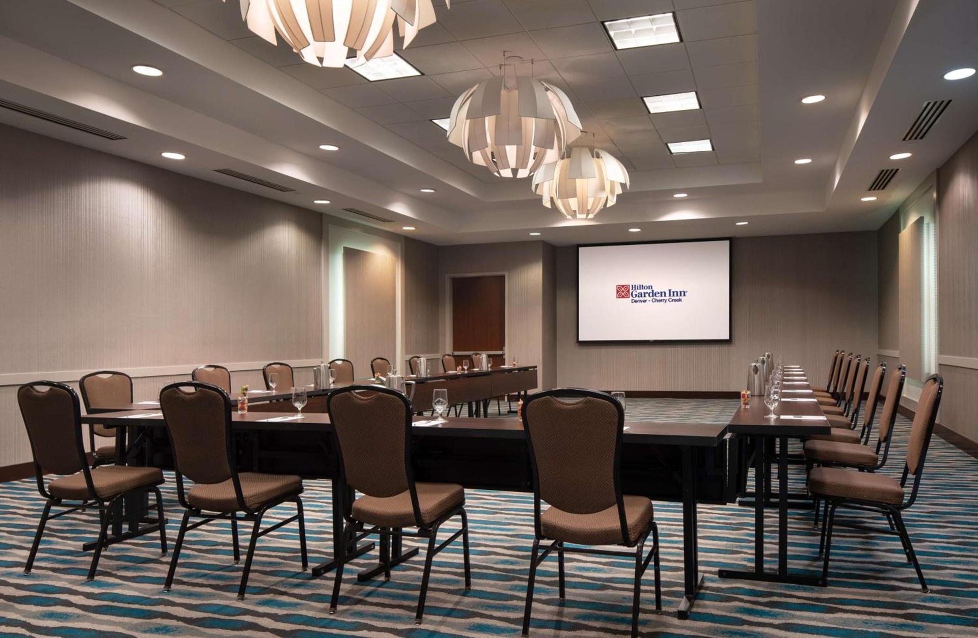 Hilton Garden Inn Denver/Cherry Creek photo 36