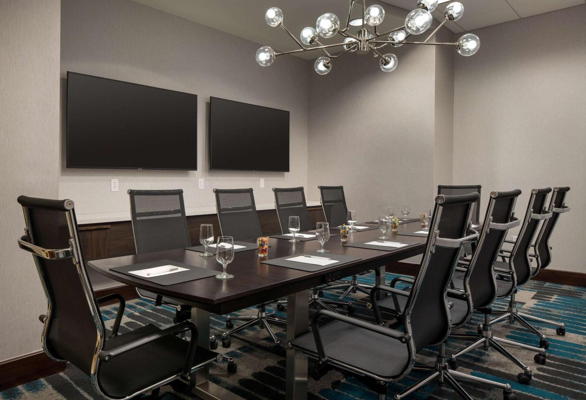 Hilton Garden Inn Denver/Cherry Creek photo 34