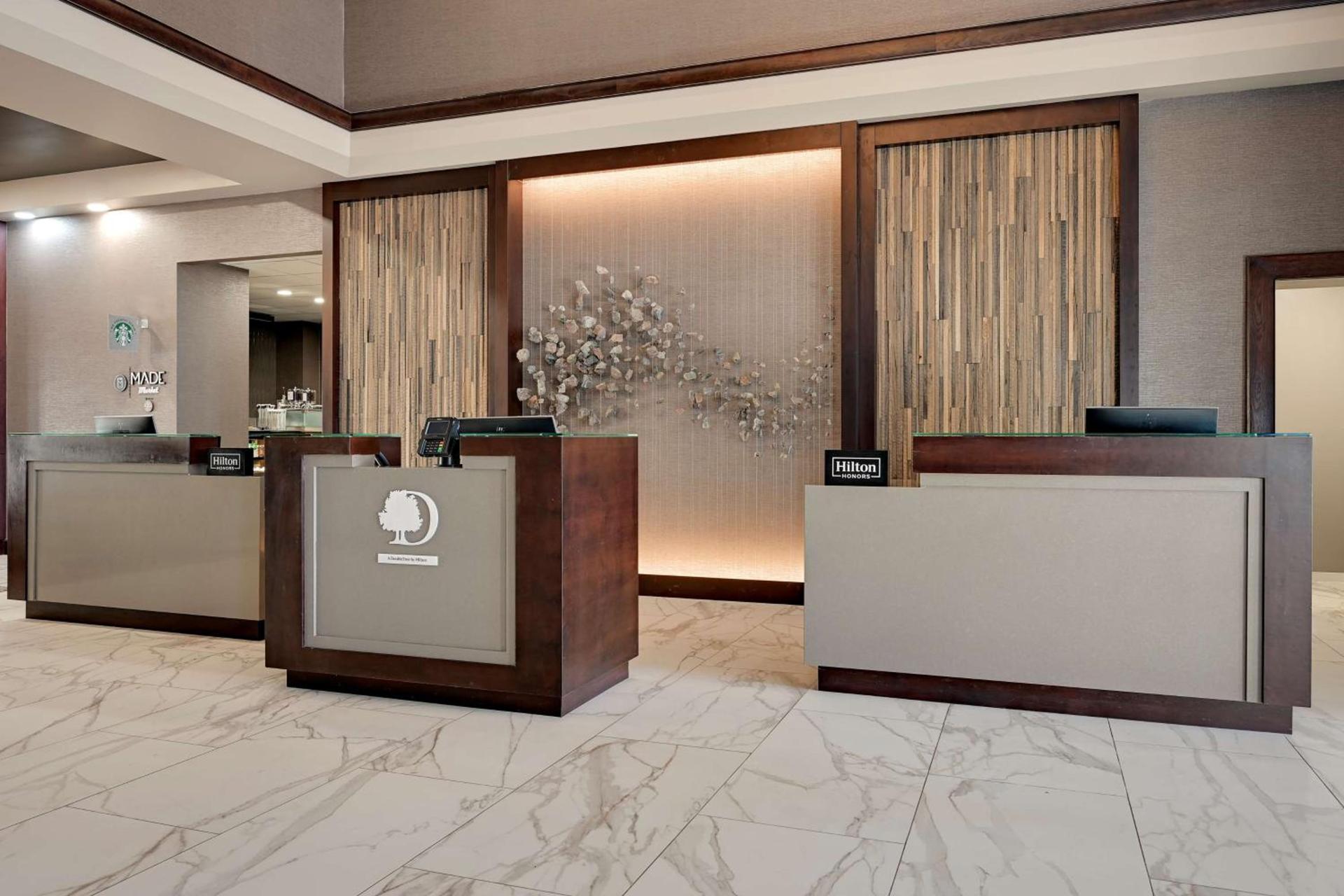 DoubleTree by Hilton Denver International Airport, CO photo 3