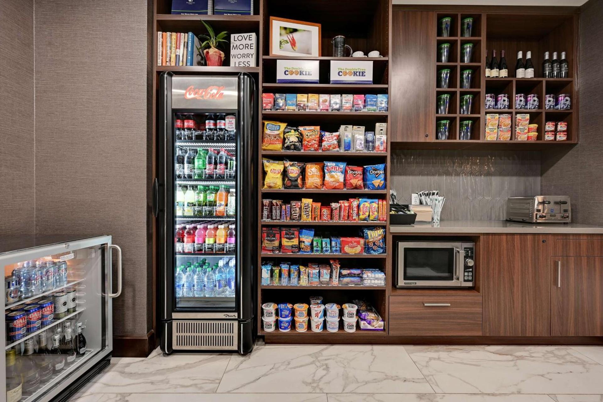 DoubleTree by Hilton Denver International Airport, CO photo 7