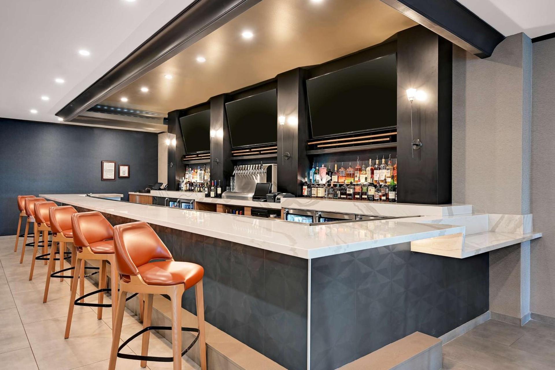 DoubleTree by Hilton Denver International Airport, CO photo 16