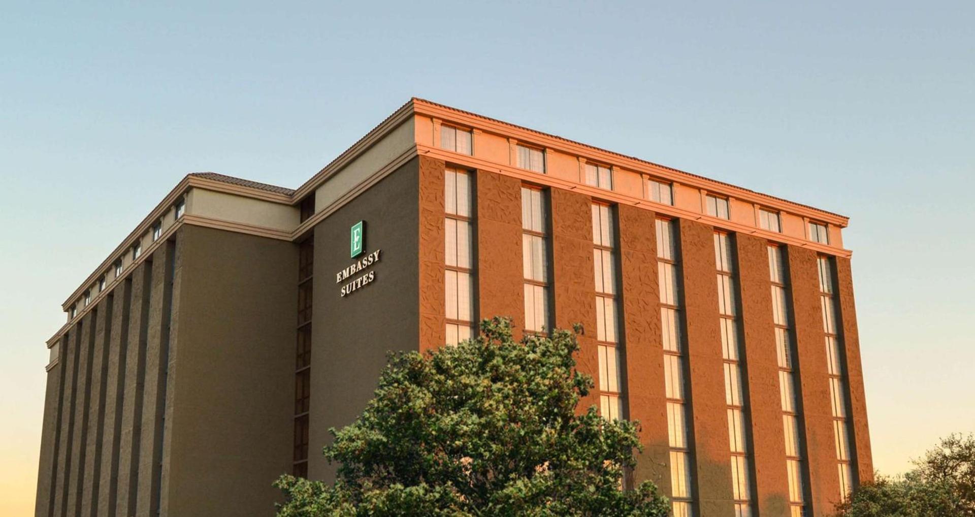 Embassy Suites by Hilton Austin Central photo 1