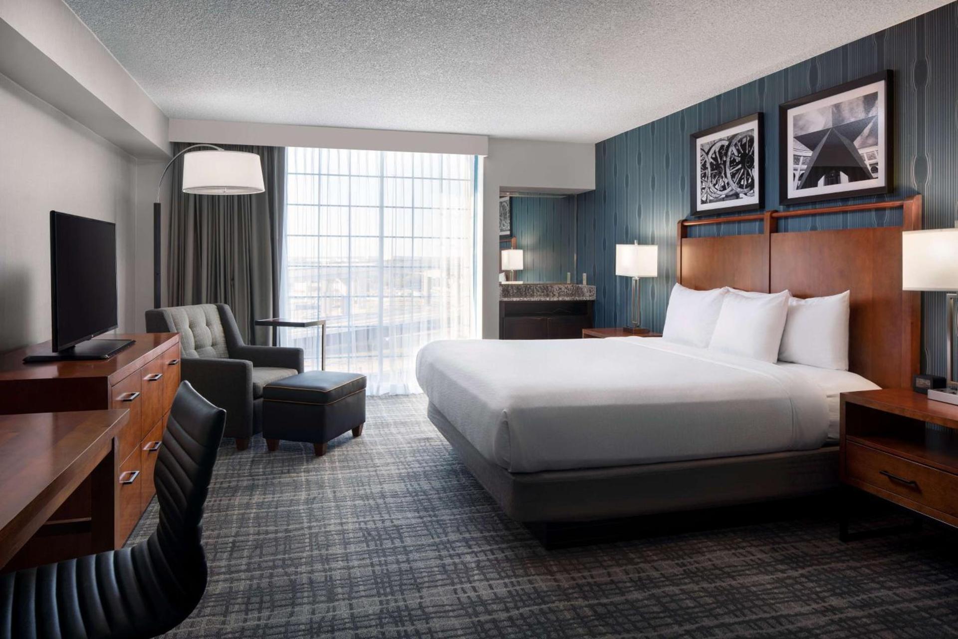 Embassy Suites by Hilton Austin Central photo 28