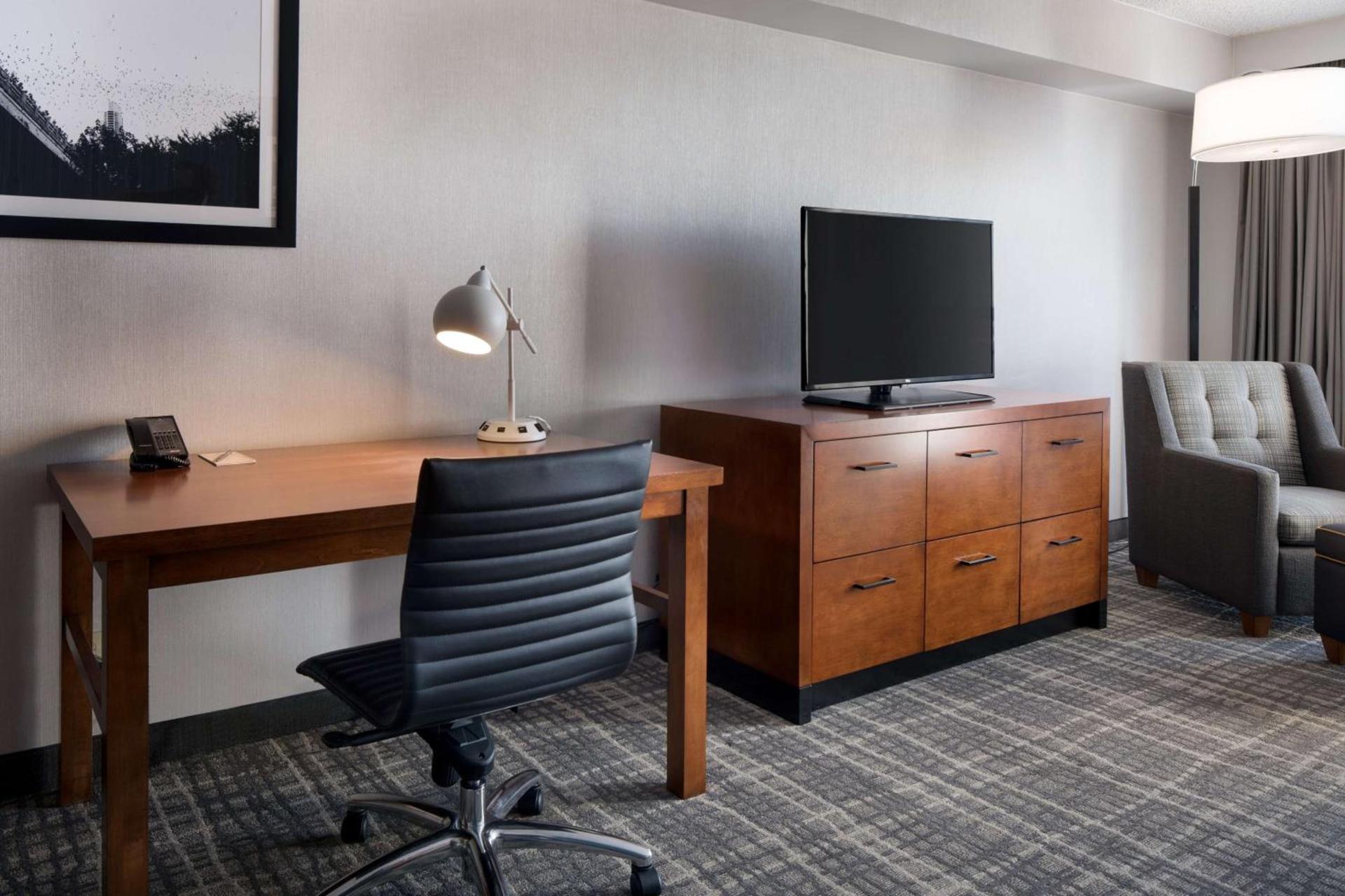 Embassy Suites by Hilton Austin Central photo 29