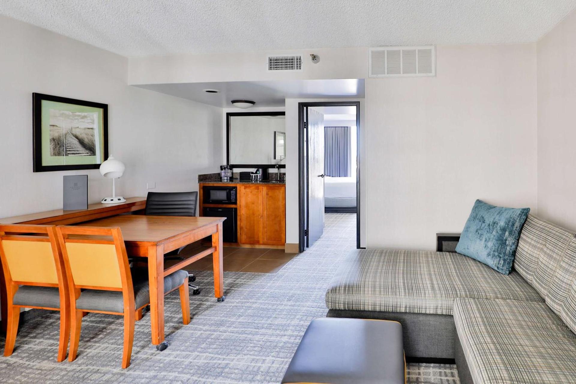 Embassy Suites by Hilton Austin Central photo 30