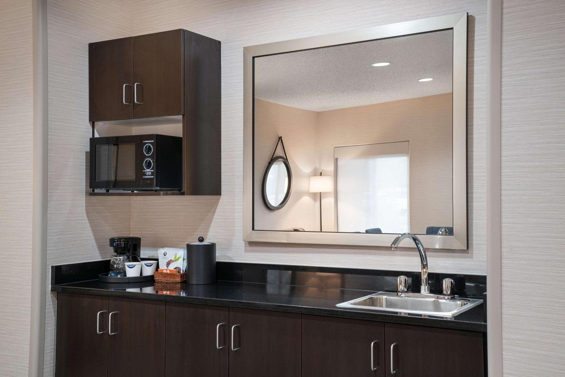 Hampton Inn Boulder/Louisville photo 11
