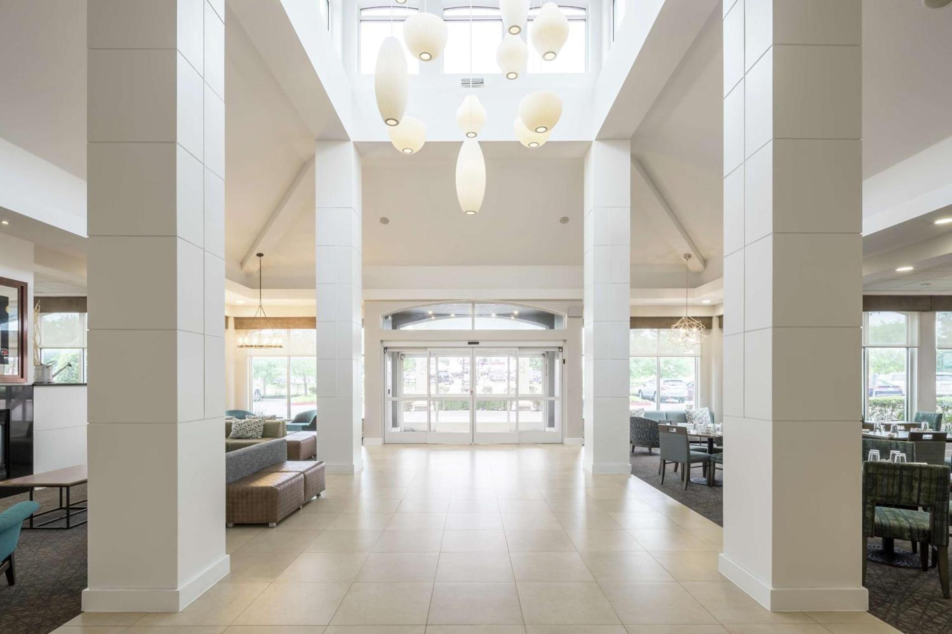 Hilton Garden Inn DFW North Grapevine photo 8